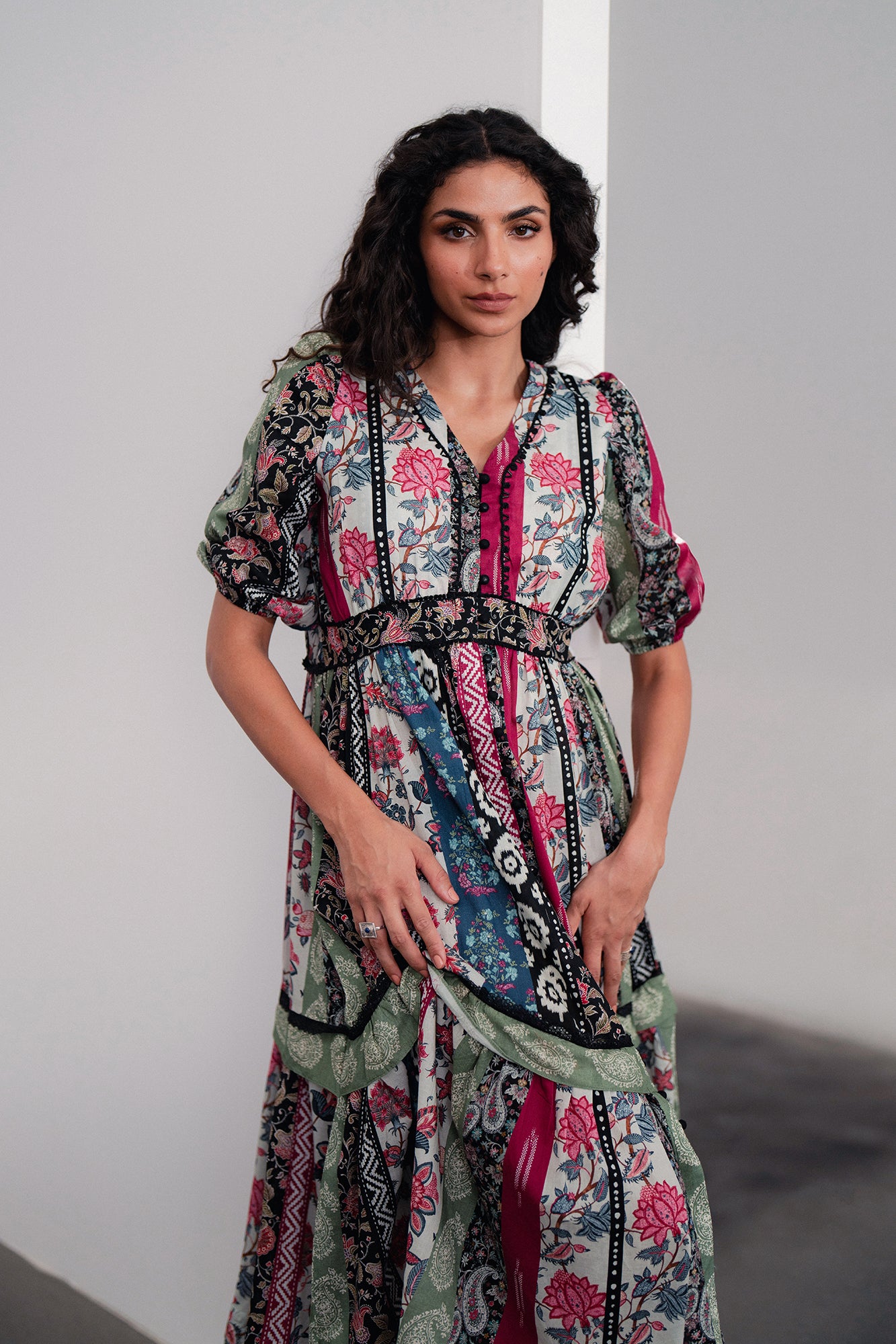 DRESS (E120/002/0041) - Image 9
