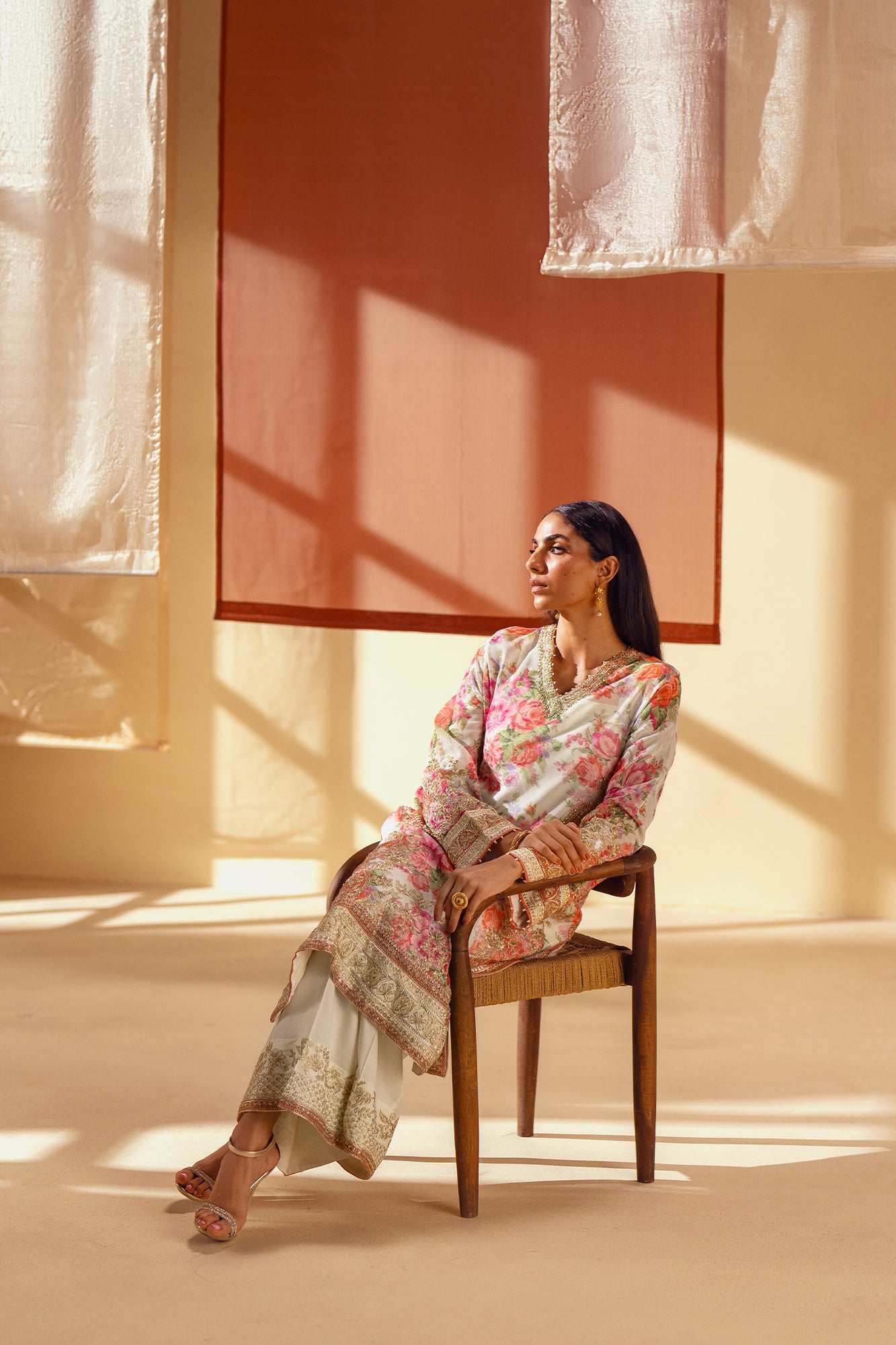 EMBROIDERED SUIT (E104/002/0808) - Image 13