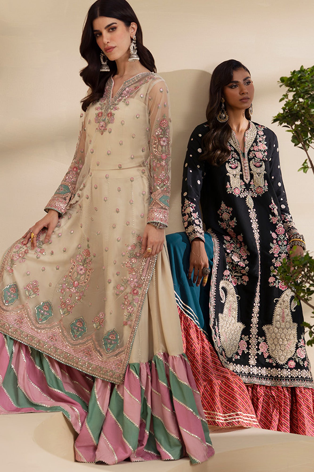 EMBROIDERED SUIT (E0906/104/003) - Image 10