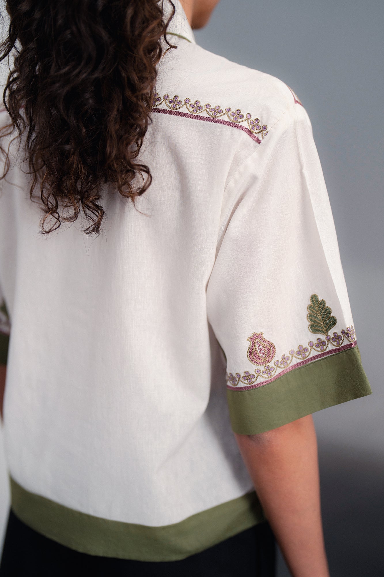 SHIRT (E120/001/0039) - Image 8