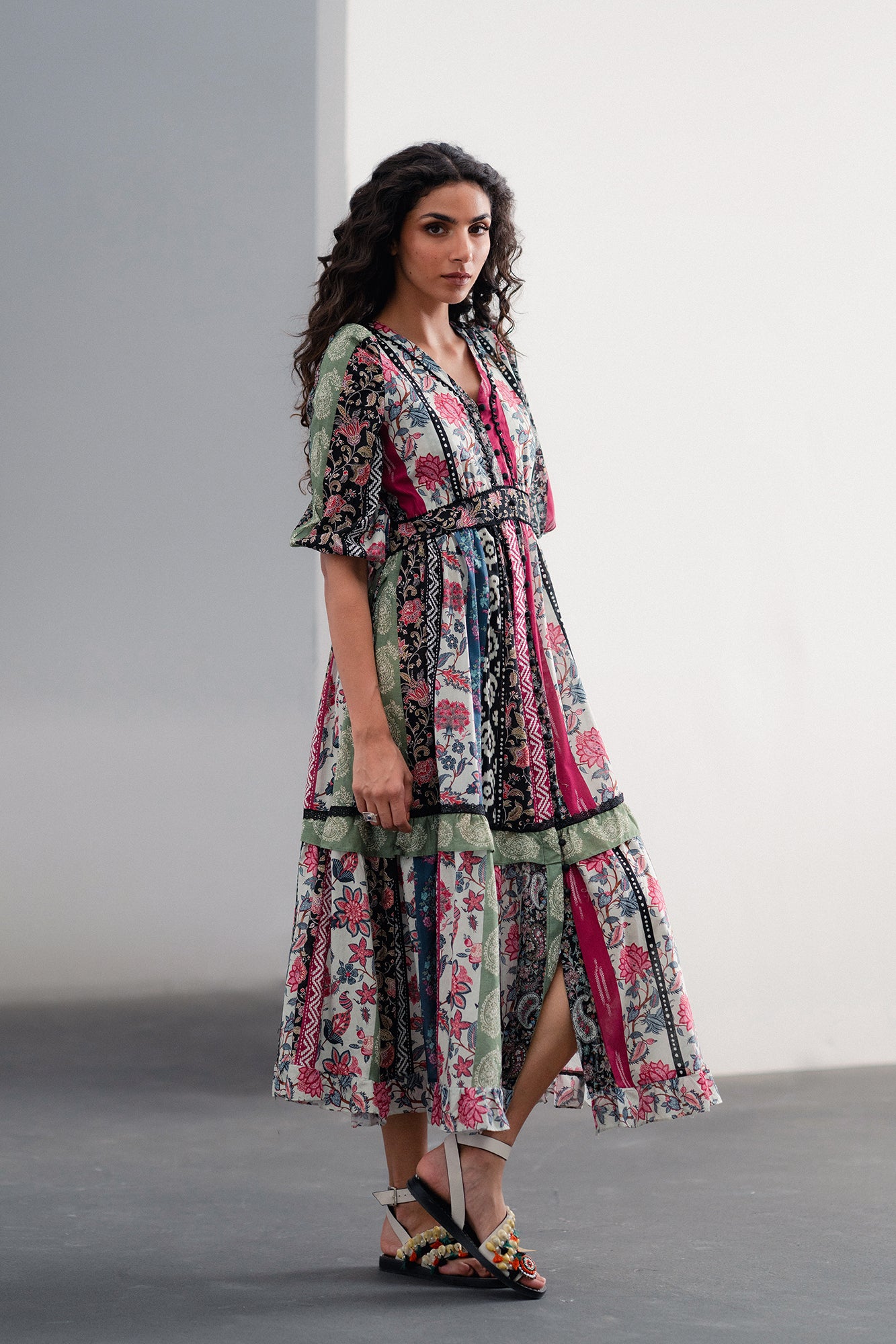DRESS (E120/002/0041) - Image 3