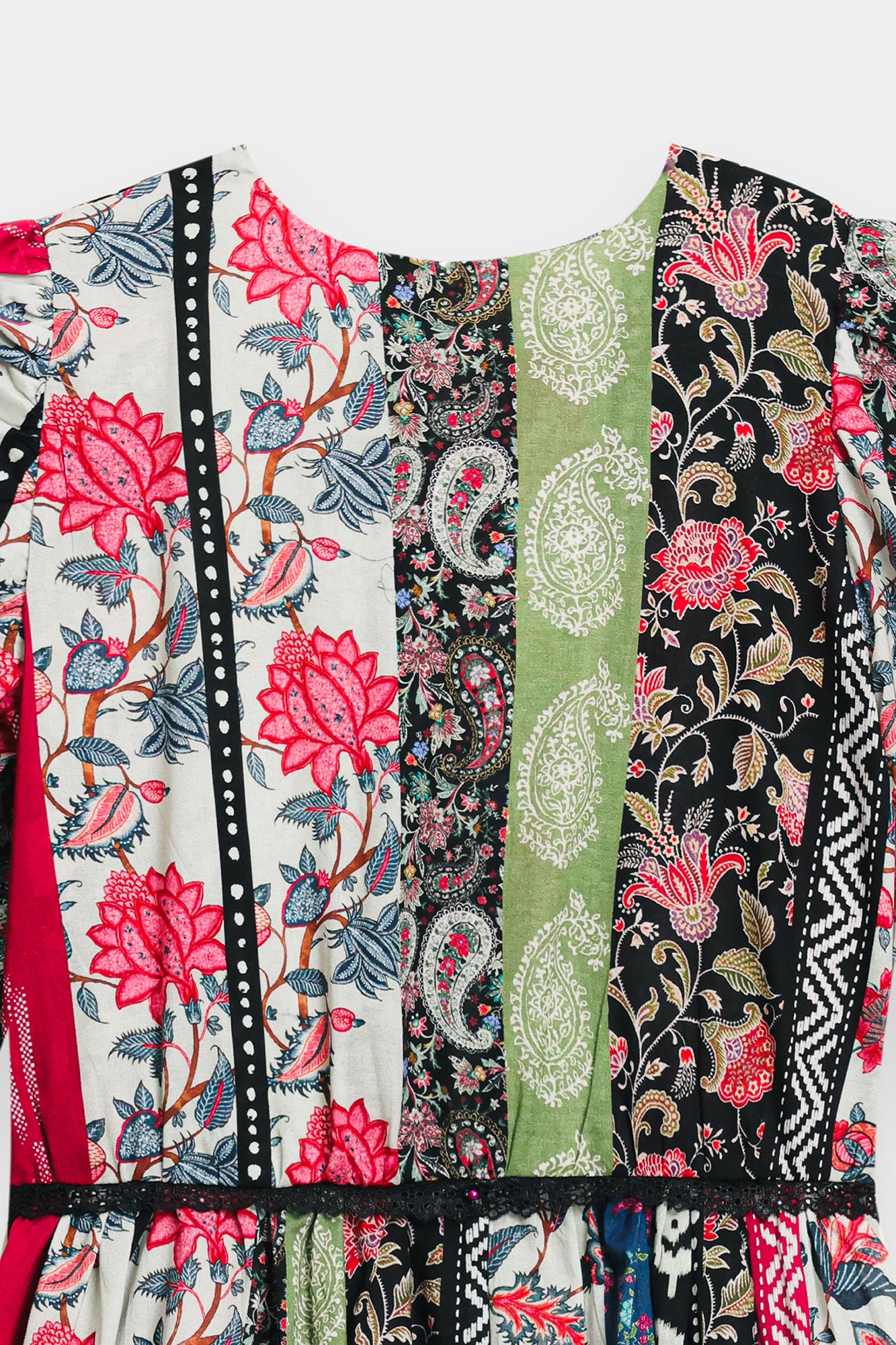 DRESS (E120/002/0041) - Image 14