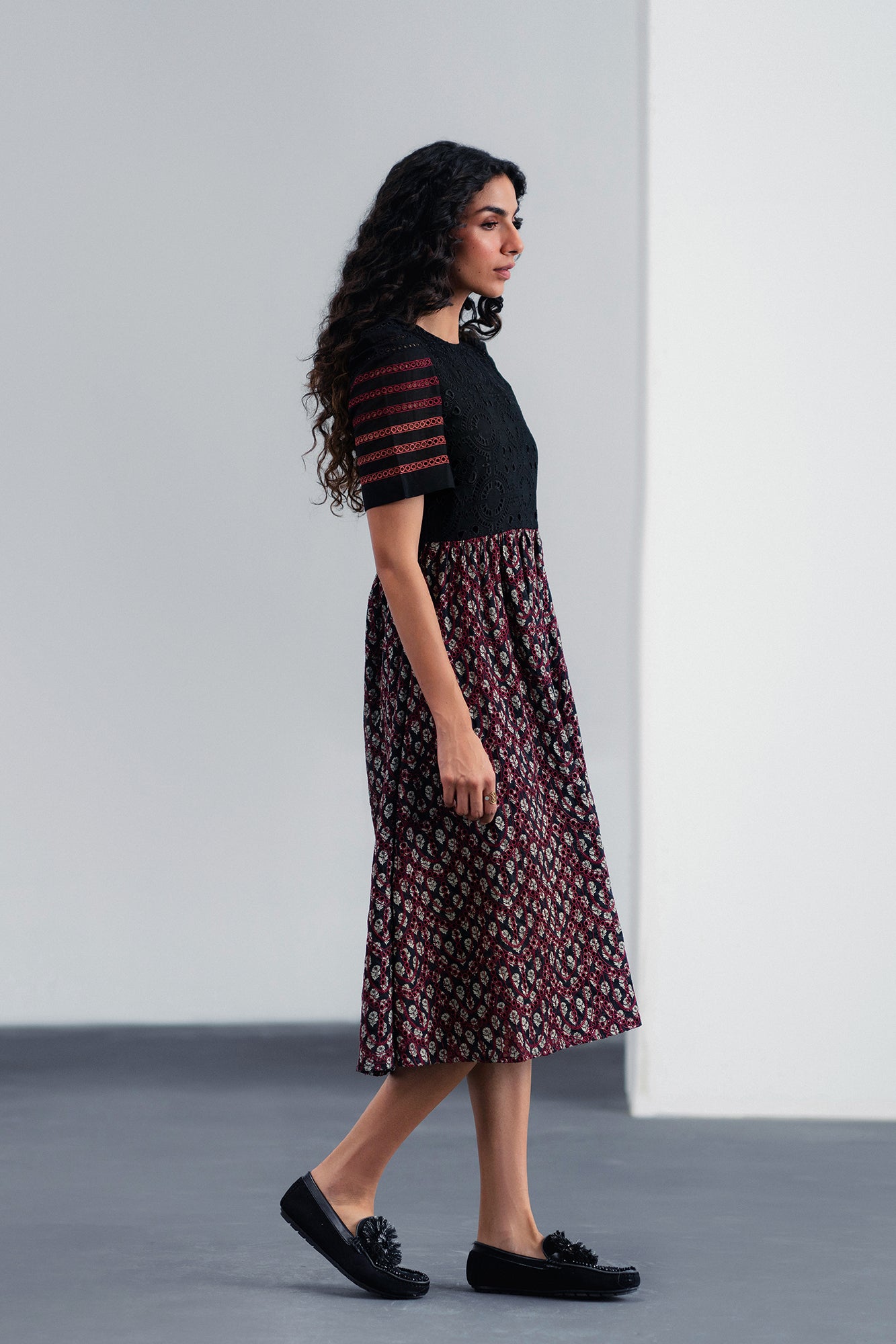 DRESS (E120/902/0047) - Image 3