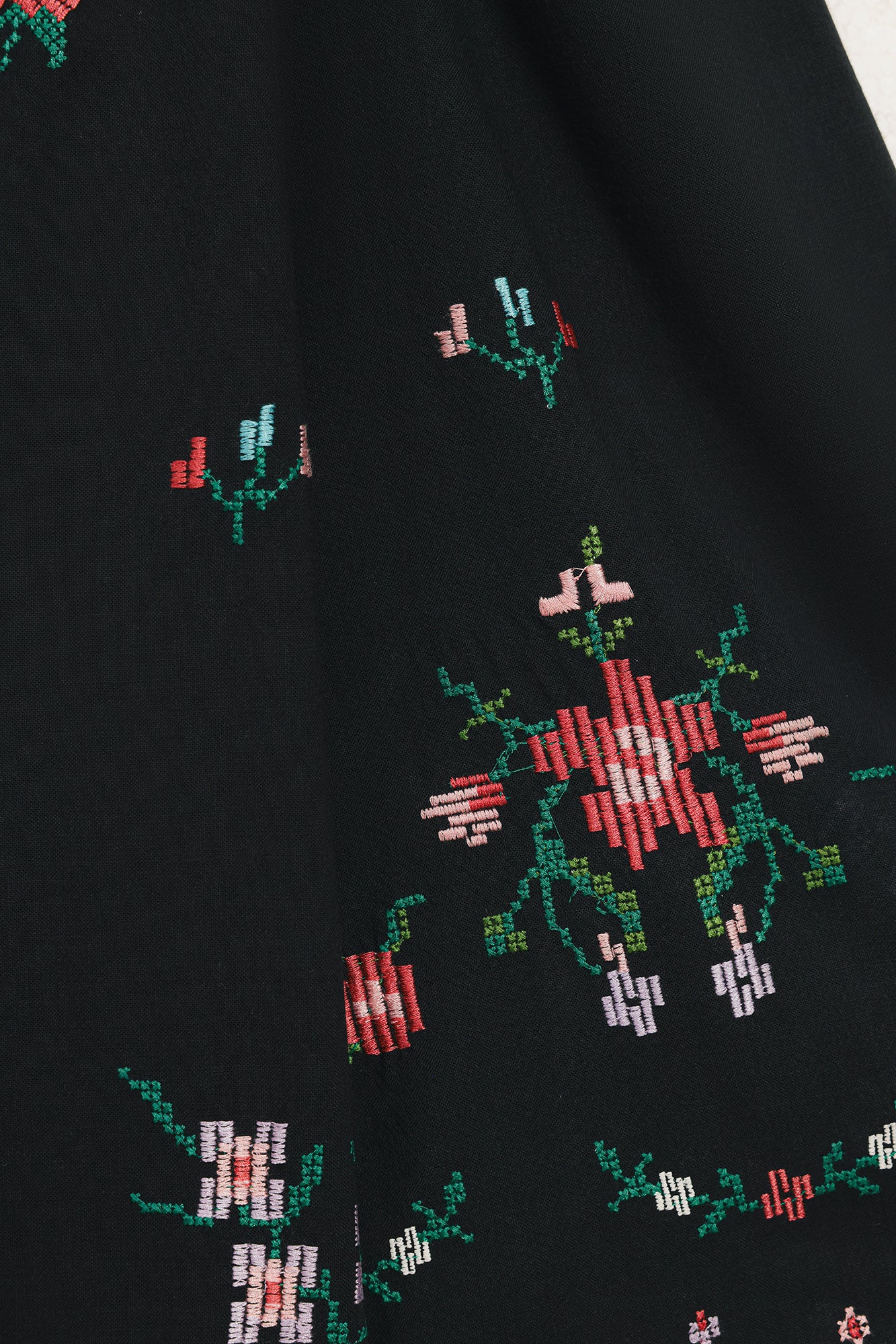 EMBROIDERED SUIT (E0524/101/902) - Image 8