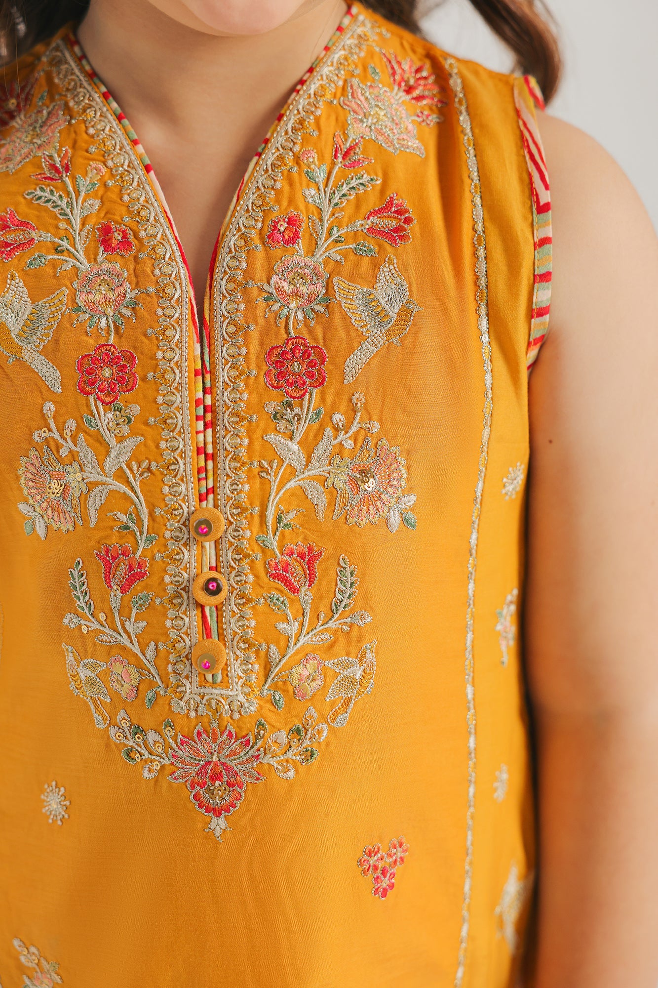 EMBROIDERED SUIT (E0629/404/220) - Image 4