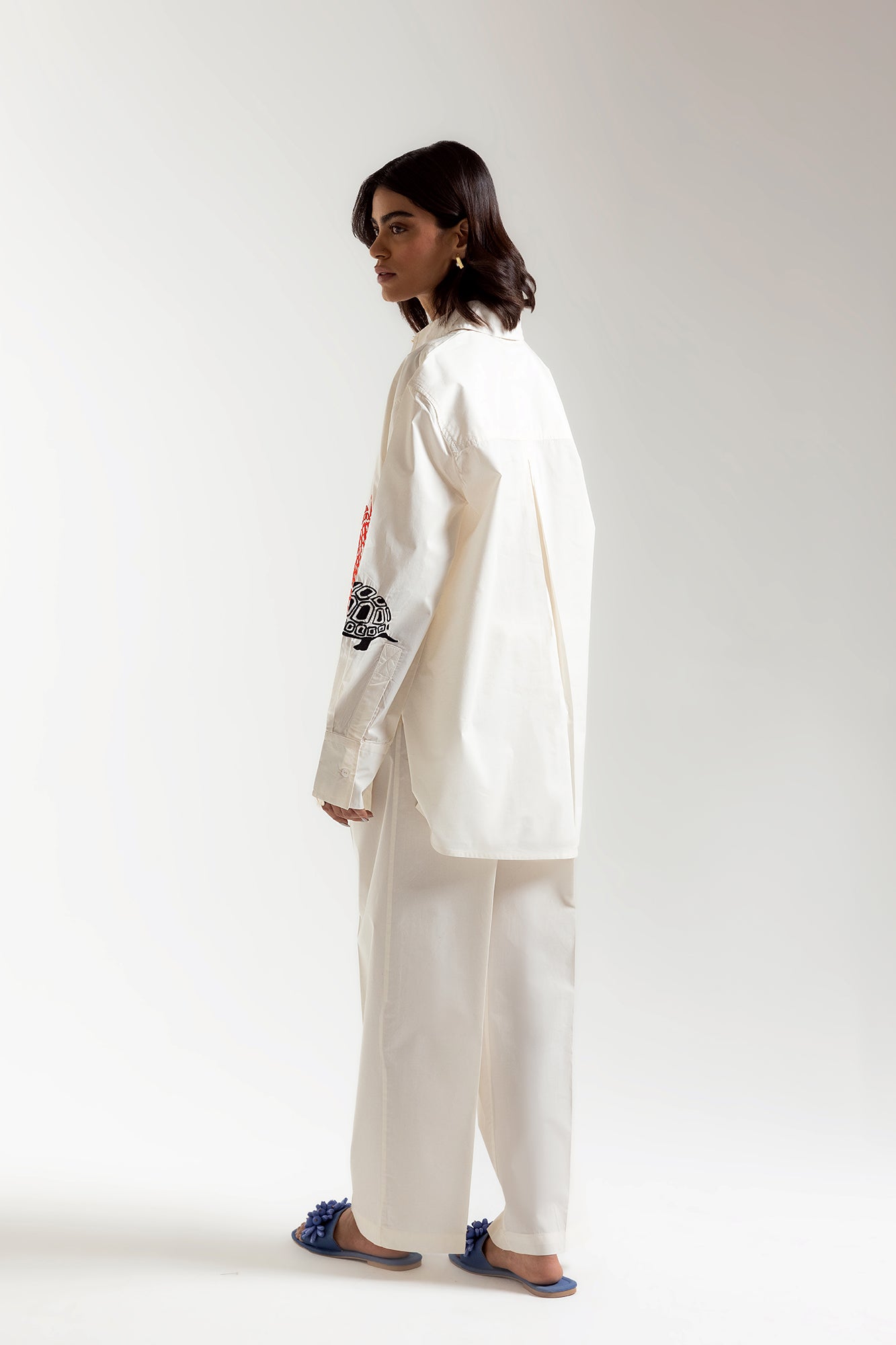 EMBROIDERED SUIT (E106/001/0631) - Image 3