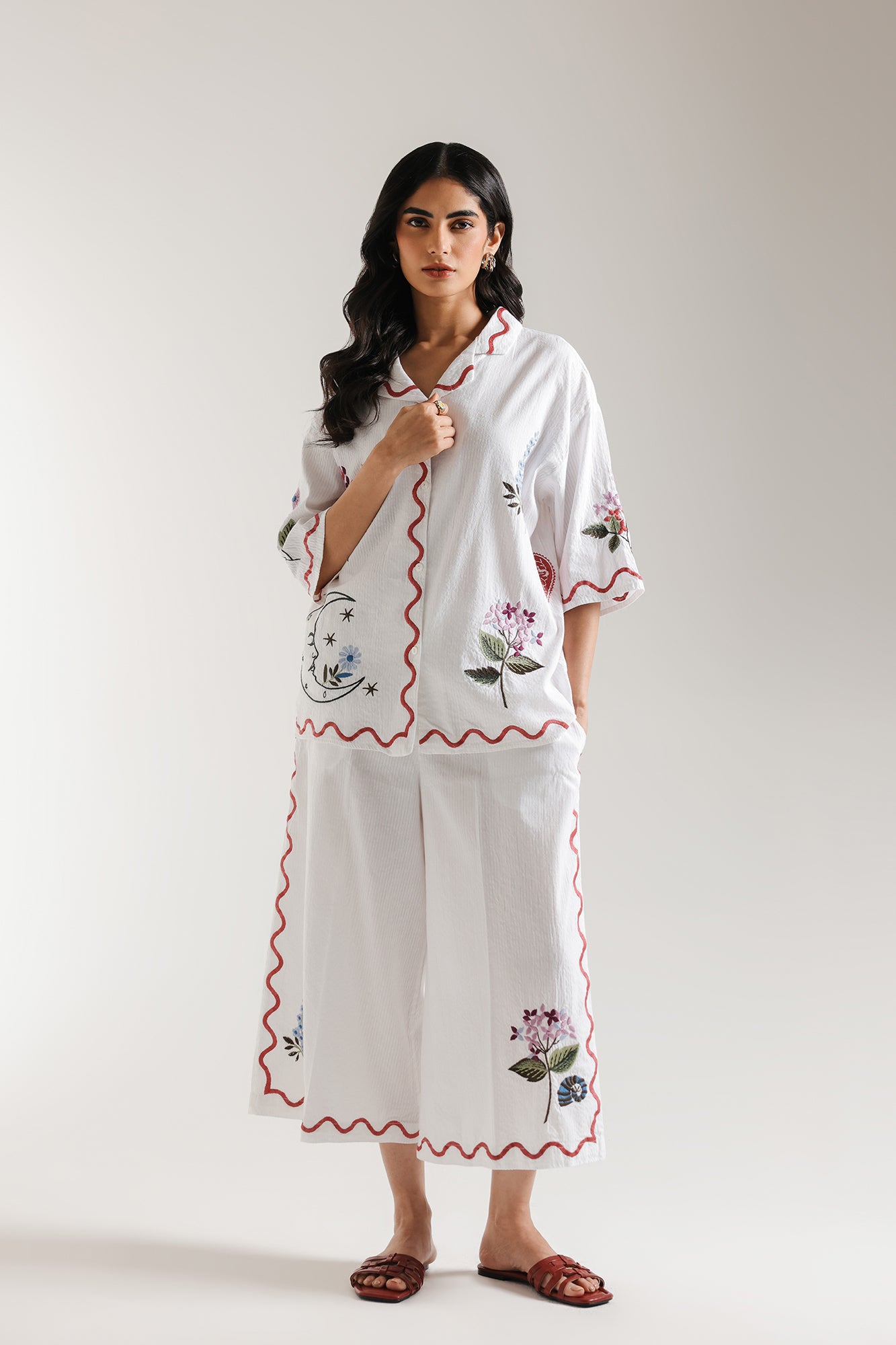 EMBROIDERED SUIT (E106/001/0636) - Image 2