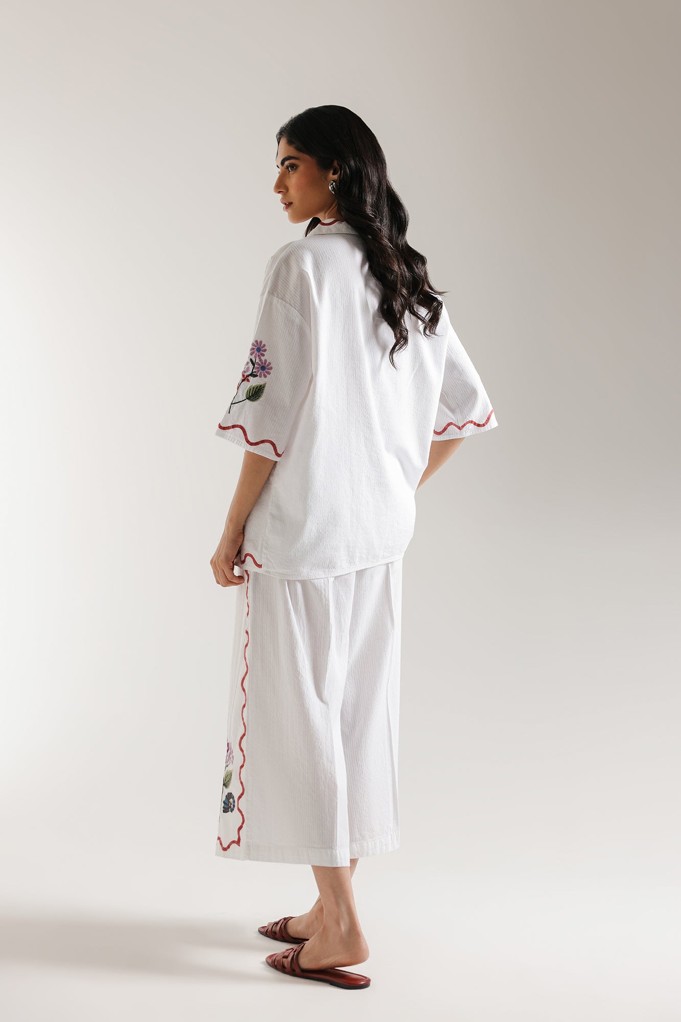 EMBROIDERED SUIT (E106/001/0636) - Image 3