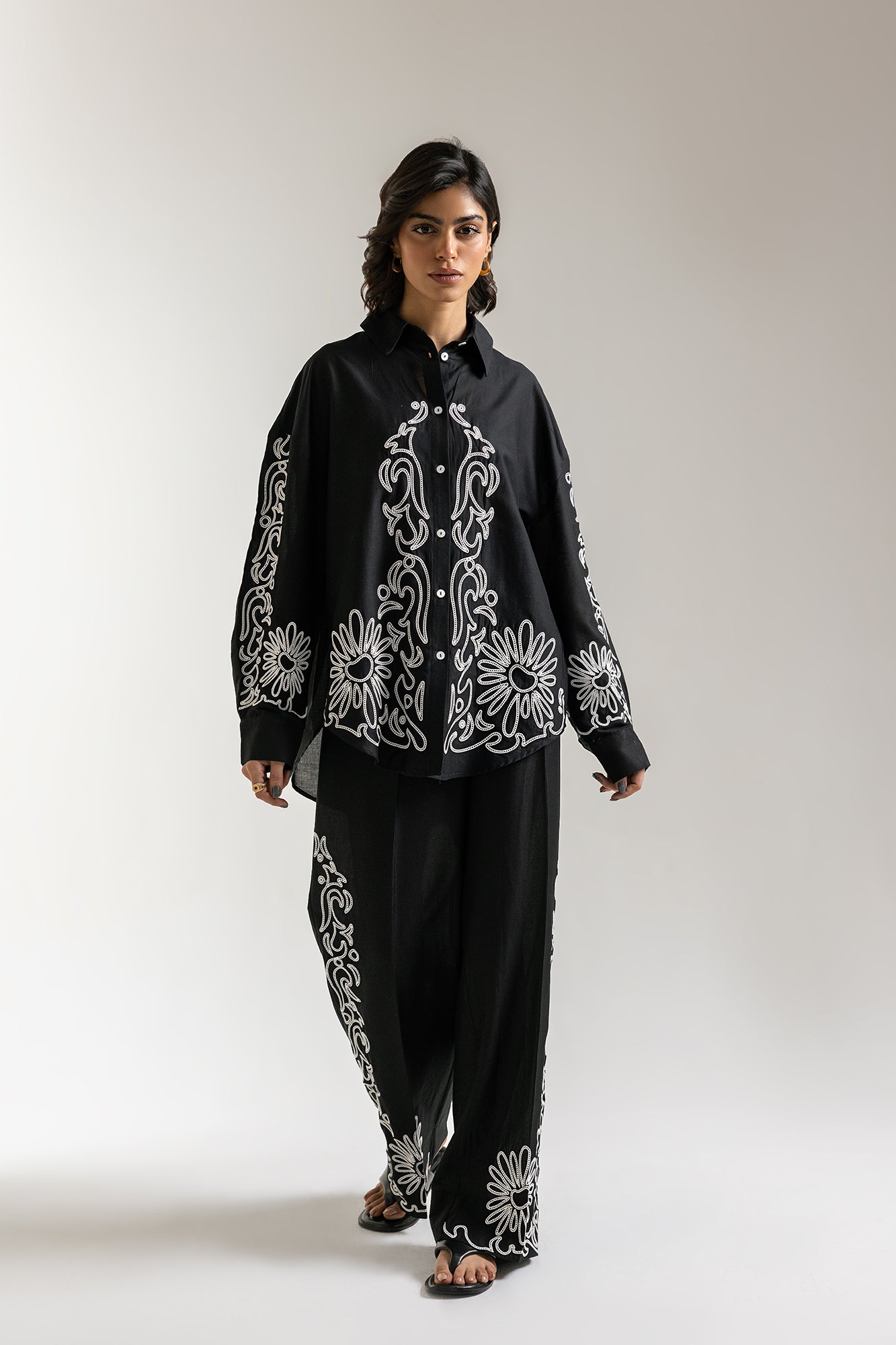 EMBROIDERED SUIT (E0644/106/902) - Image 2