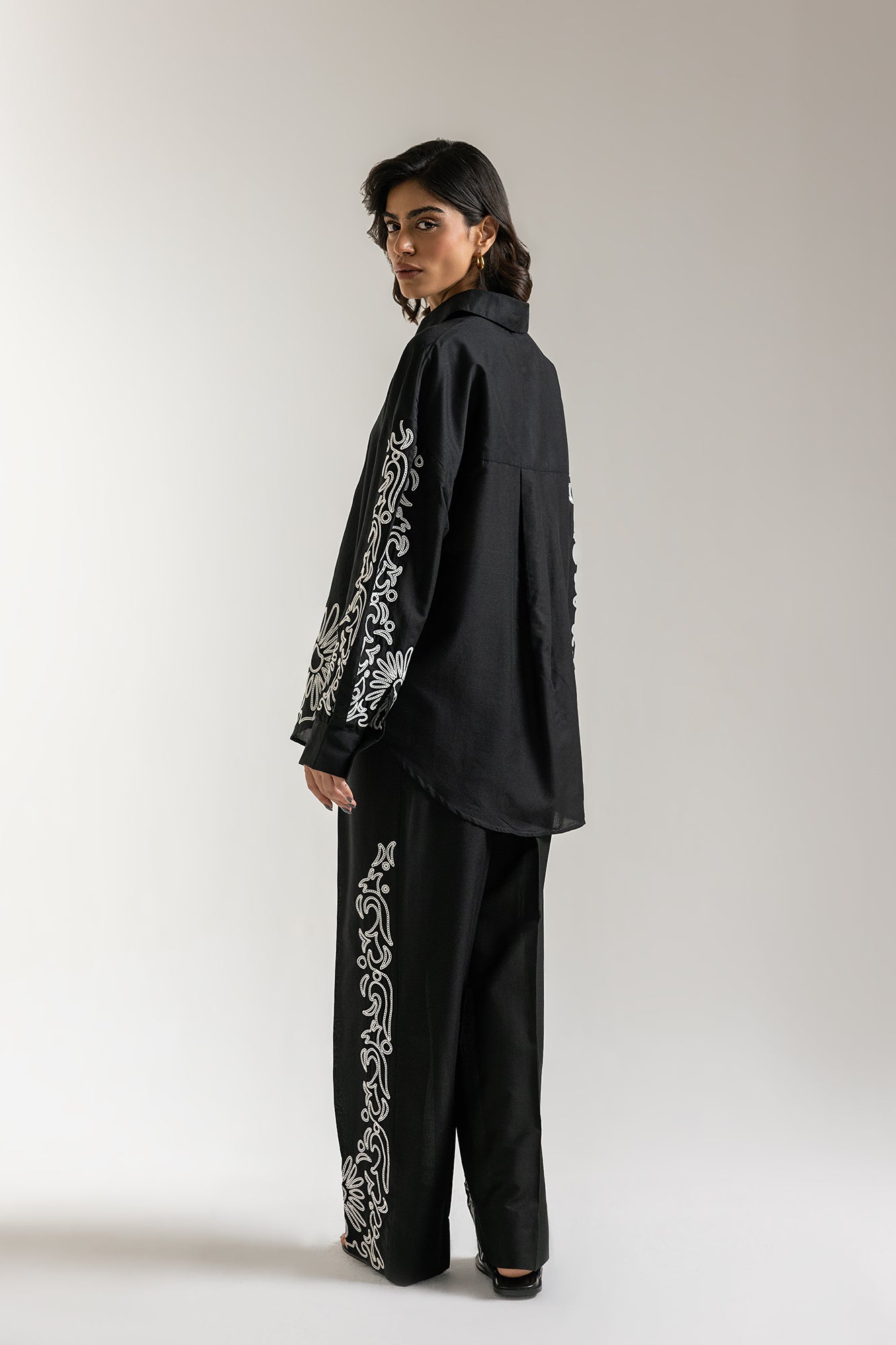 EMBROIDERED SUIT (E0644/106/902) - Image 3