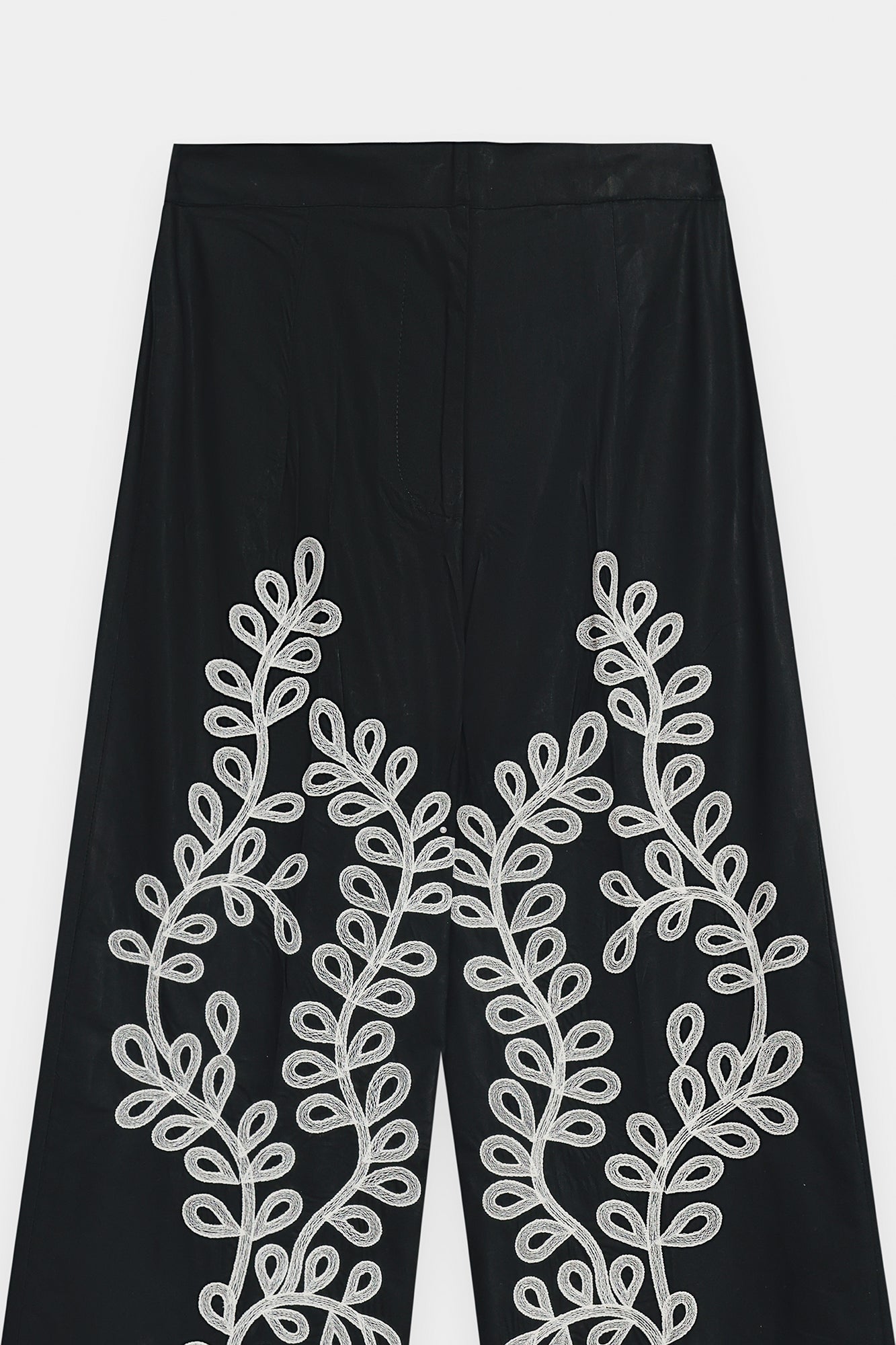 EMBRODERED SUIT (E0659/106/902) - Image 8