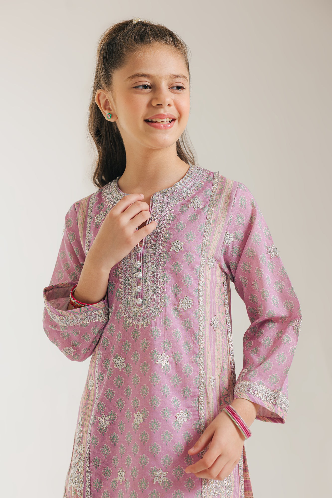 EMBROIDERED SUIT (E0663/404/513)