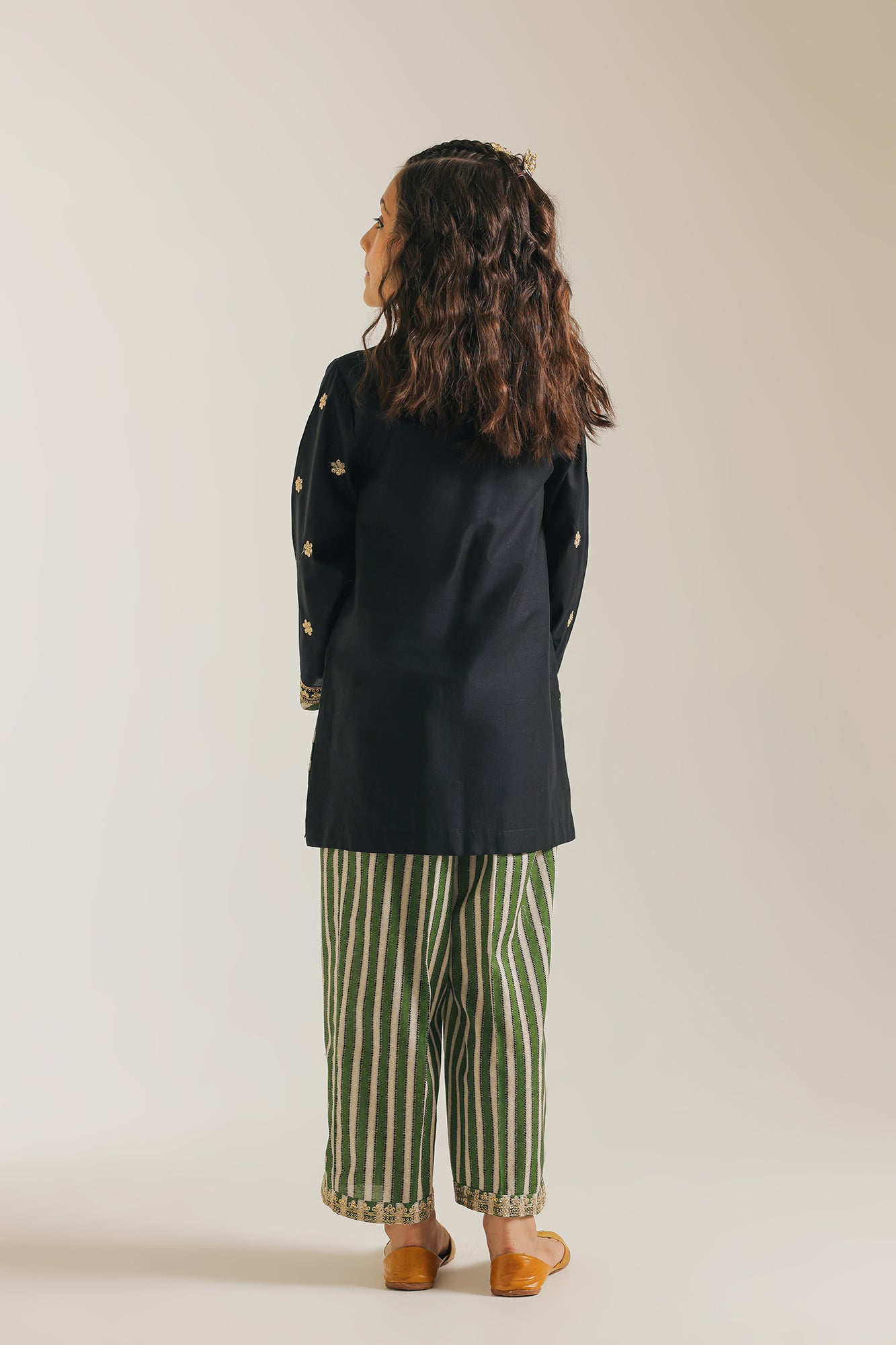 EMBROIDERED SUIT (E0685/404/902) - Image 3