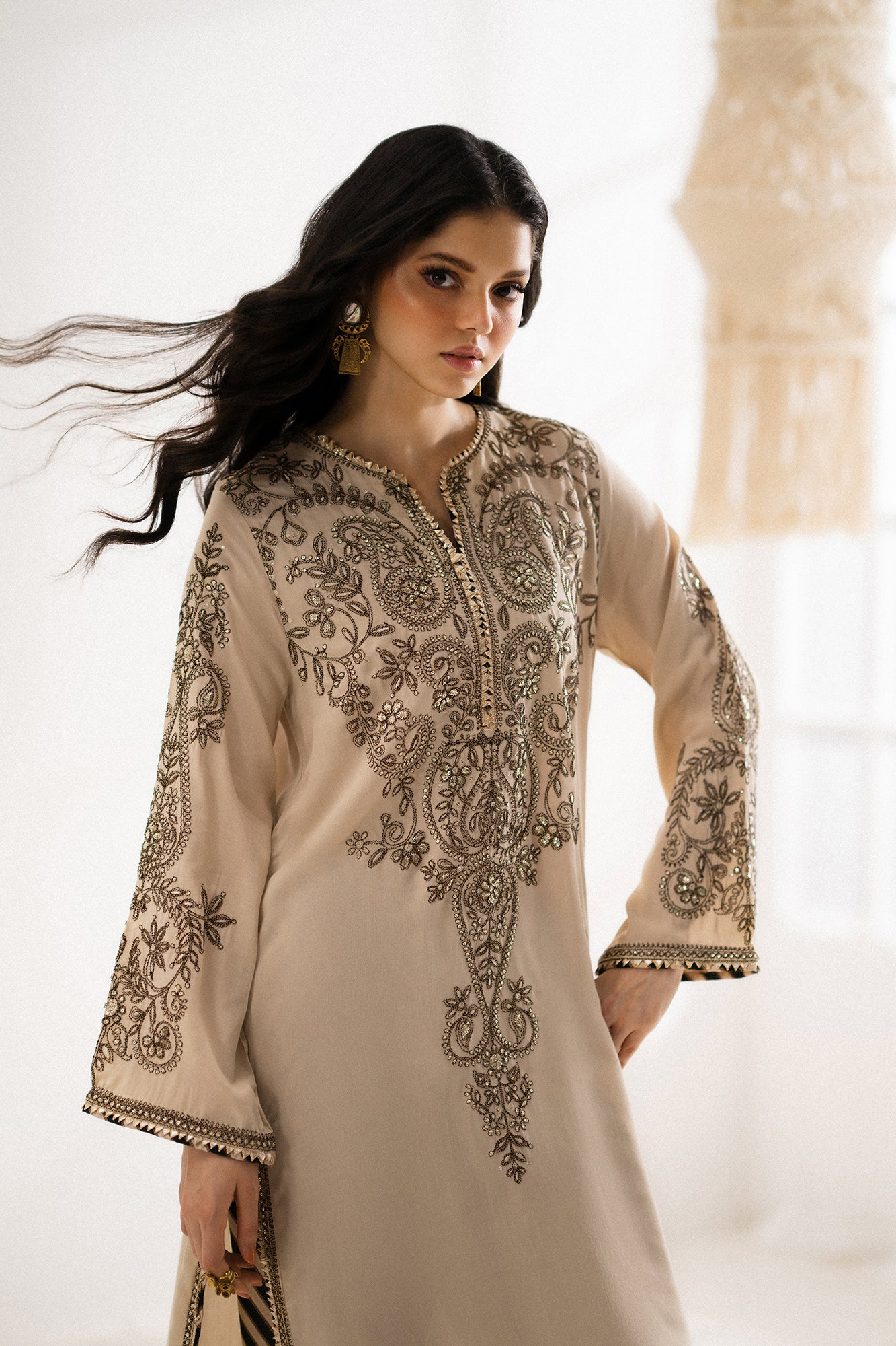 EMBROIDERED SUIT (E0781/104/226) - Image 6