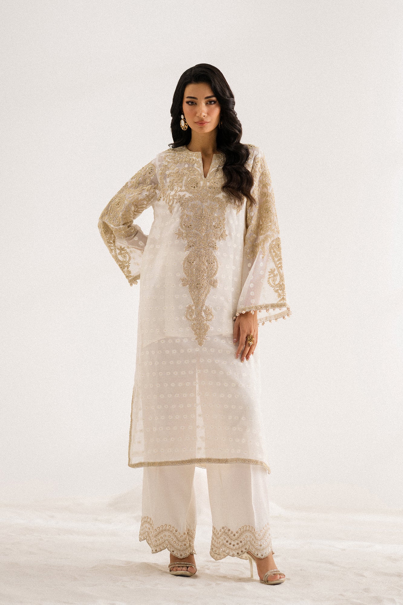 EMBROIDERED SUIT (E0788/104/001) - Image 2