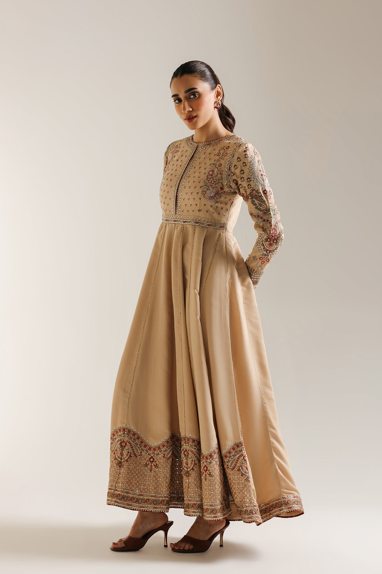 EMBROIDERED PISHWAS (E104/007/0811) - Image 3
