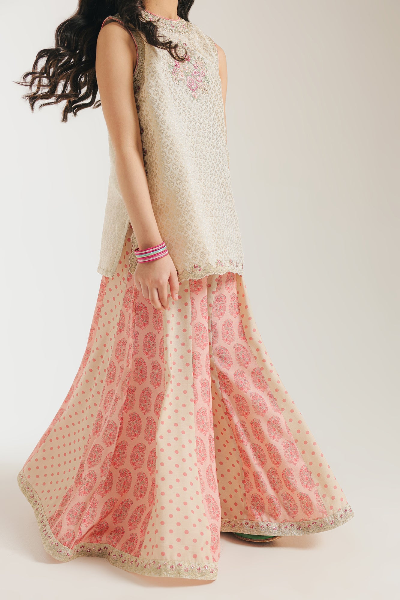 EMBROIDERED SUIT (E0818/404/002) - Image 5