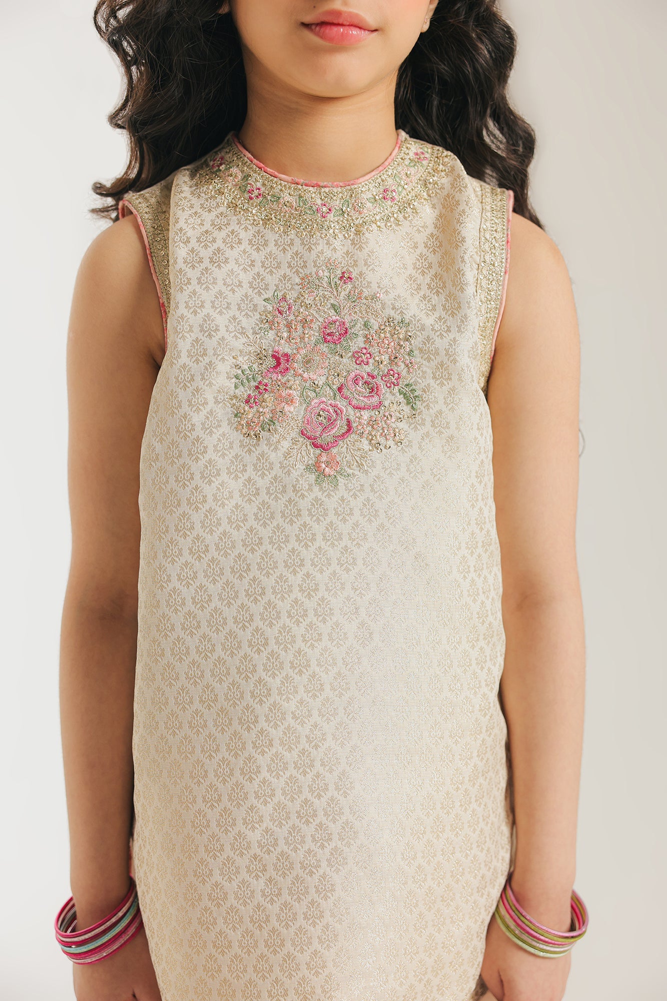 EMBROIDERED SUIT (E0818/404/002) - Image 4