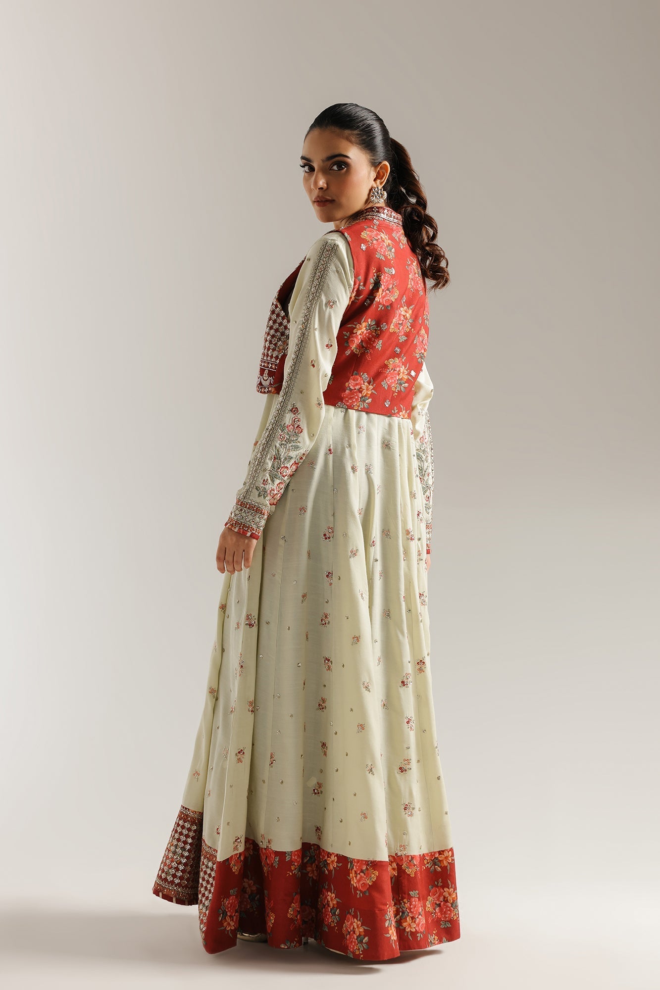 EMBROIDERED PISHWAS (E0826/104/130) - Image 5