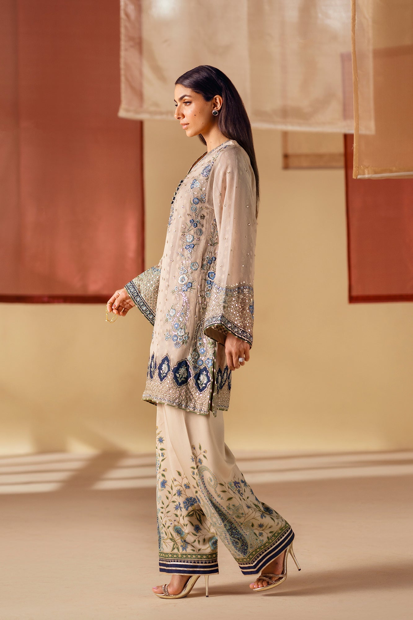 EMBROIDERED SUIT (E0835/104/326) - Image 12
