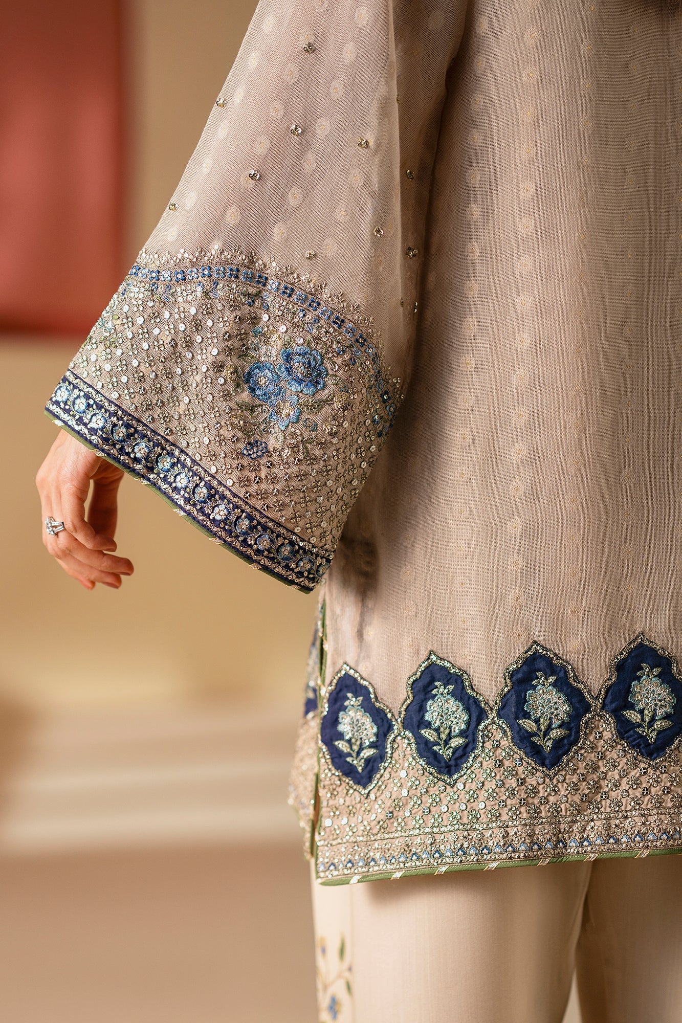 EMBROIDERED SUIT (E0835/104/326) - Image 2