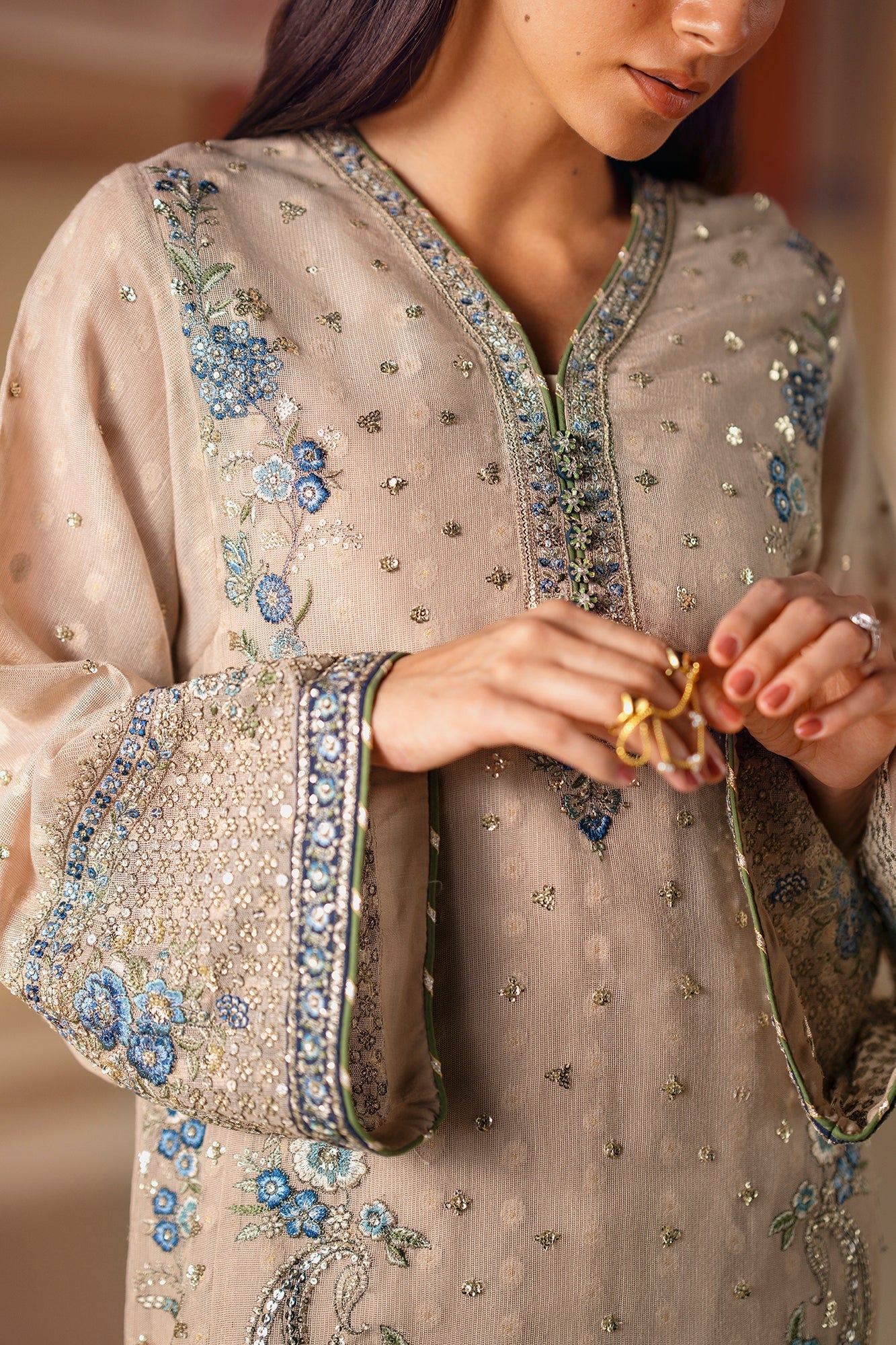 EMBROIDERED SUIT (E0835/104/326) - Image 4