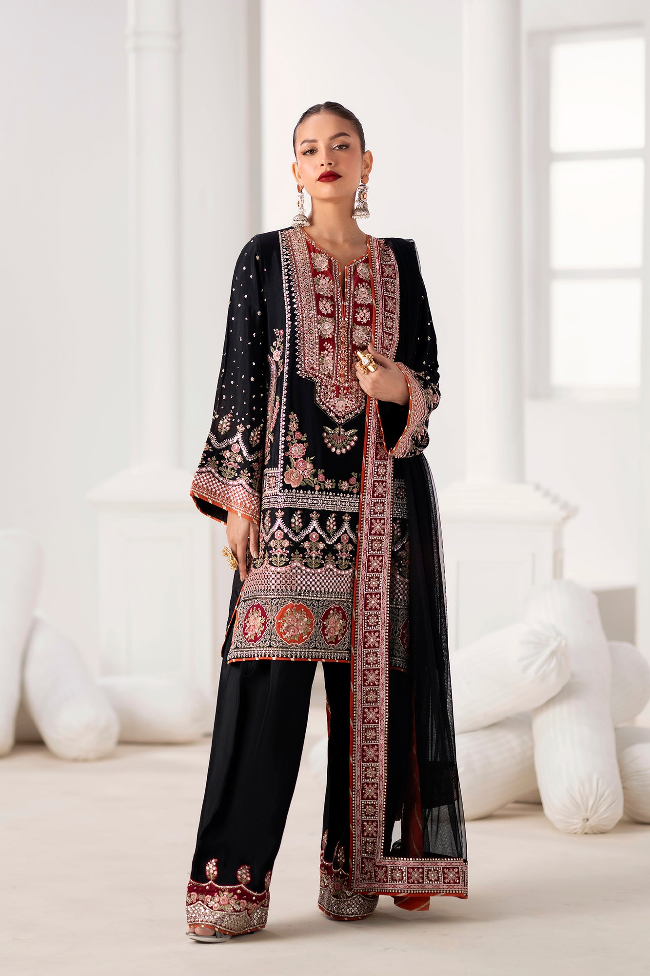 EMBROIDERED SUIT (E0838/104/902) - Image 2