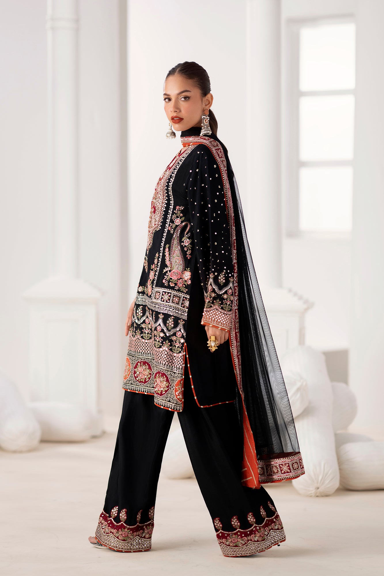 EMBROIDERED SUIT (E0838/104/902) - Image 3