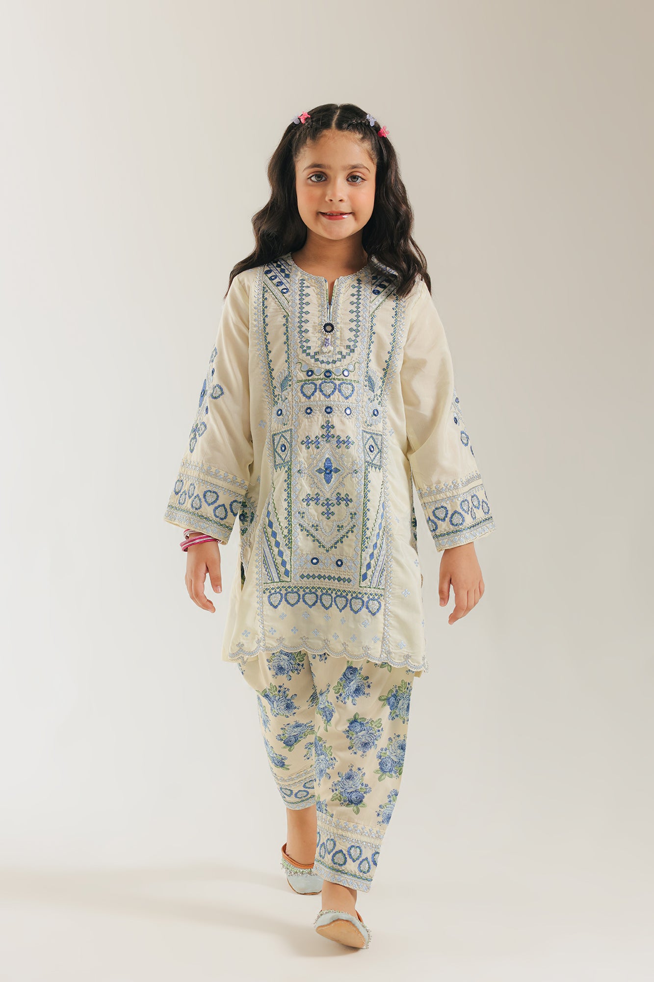 EMBROIDERED SUIT (E0850/404/005) - Image 3