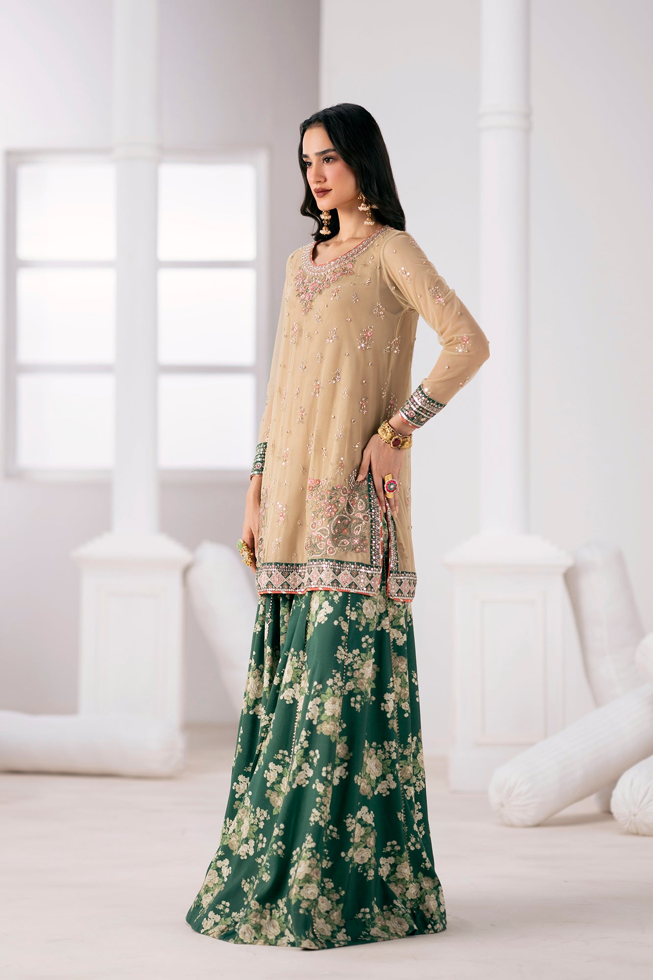 EMBROIDERED SUIT (E0853/104/007) - Image 4
