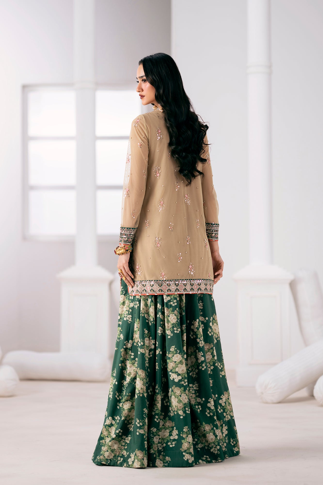 EMBROIDERED SUIT (E0853/104/007) - Image 3