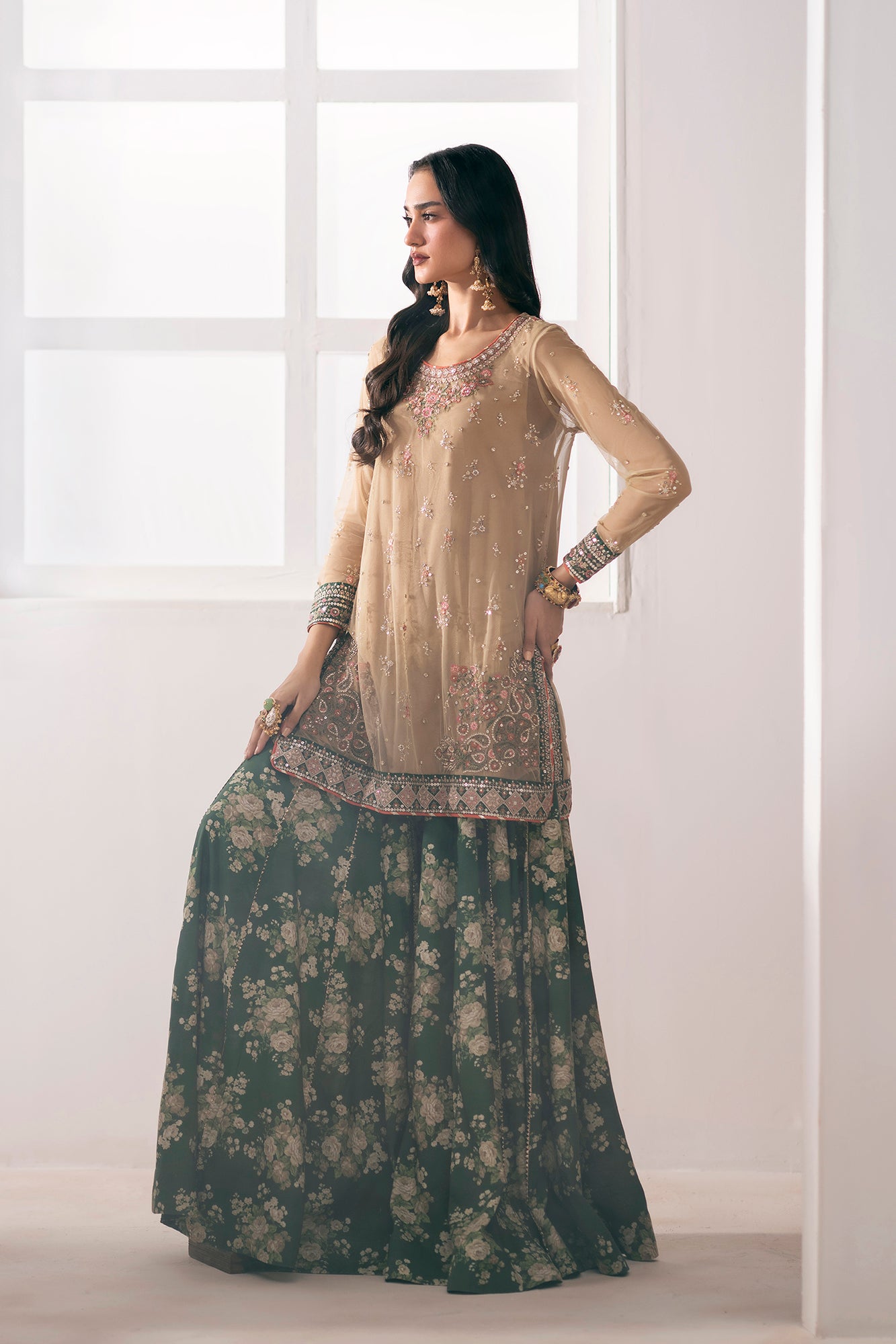 EMBROIDERED SUIT (E0853/104/007) - Image 5