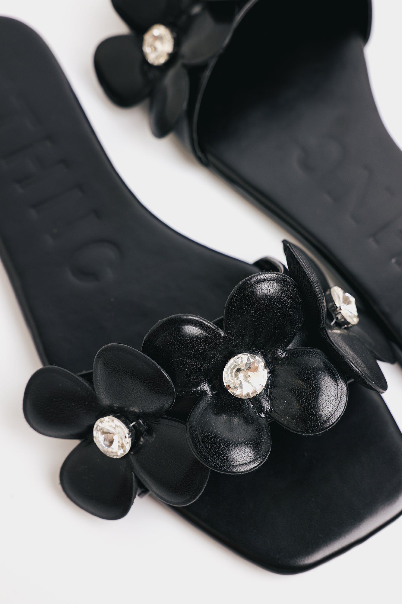 SANDAL (E0854/109/901)