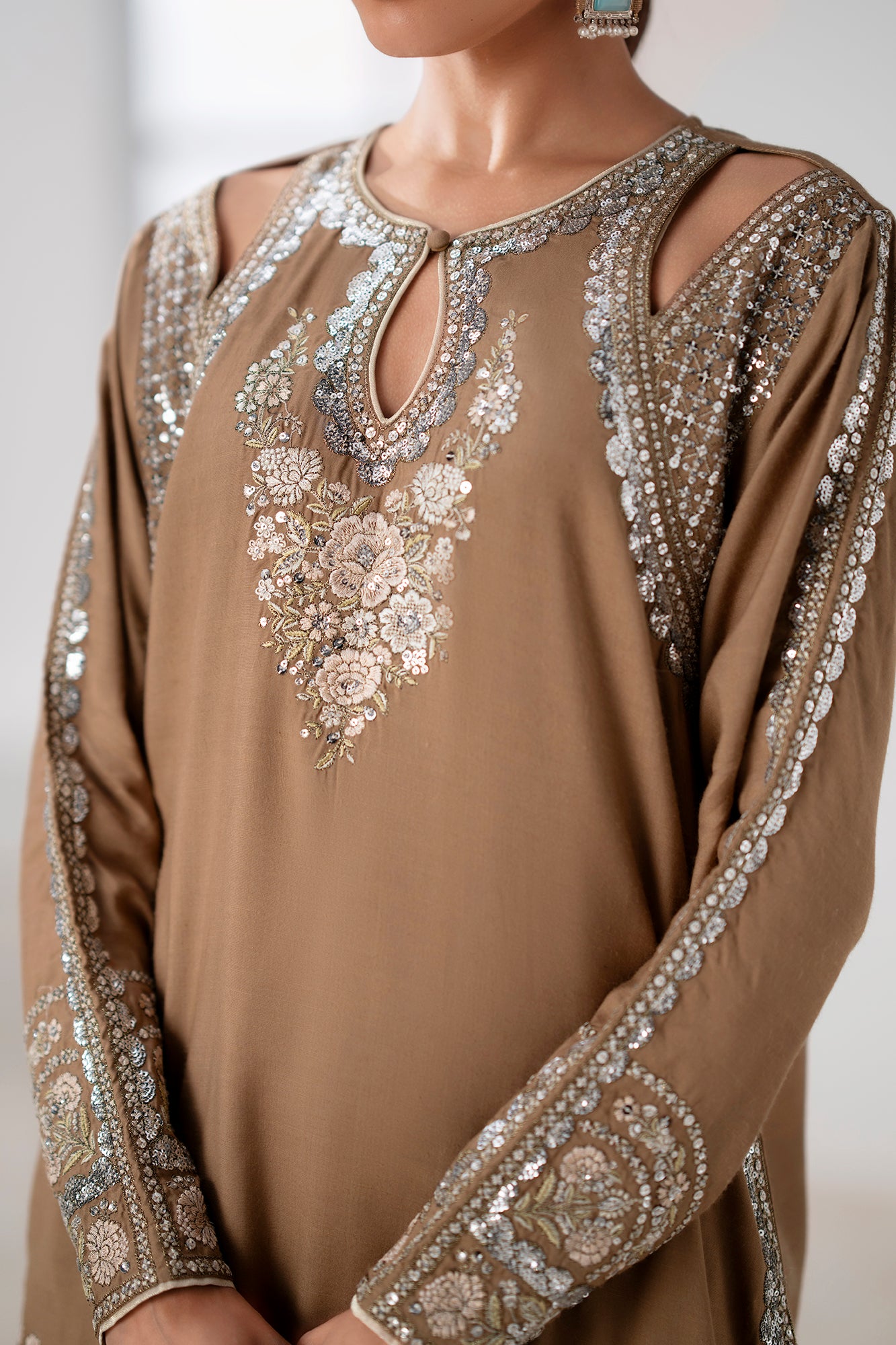 EMBROIDERED SUIT (E0921/104/816) - Image 8