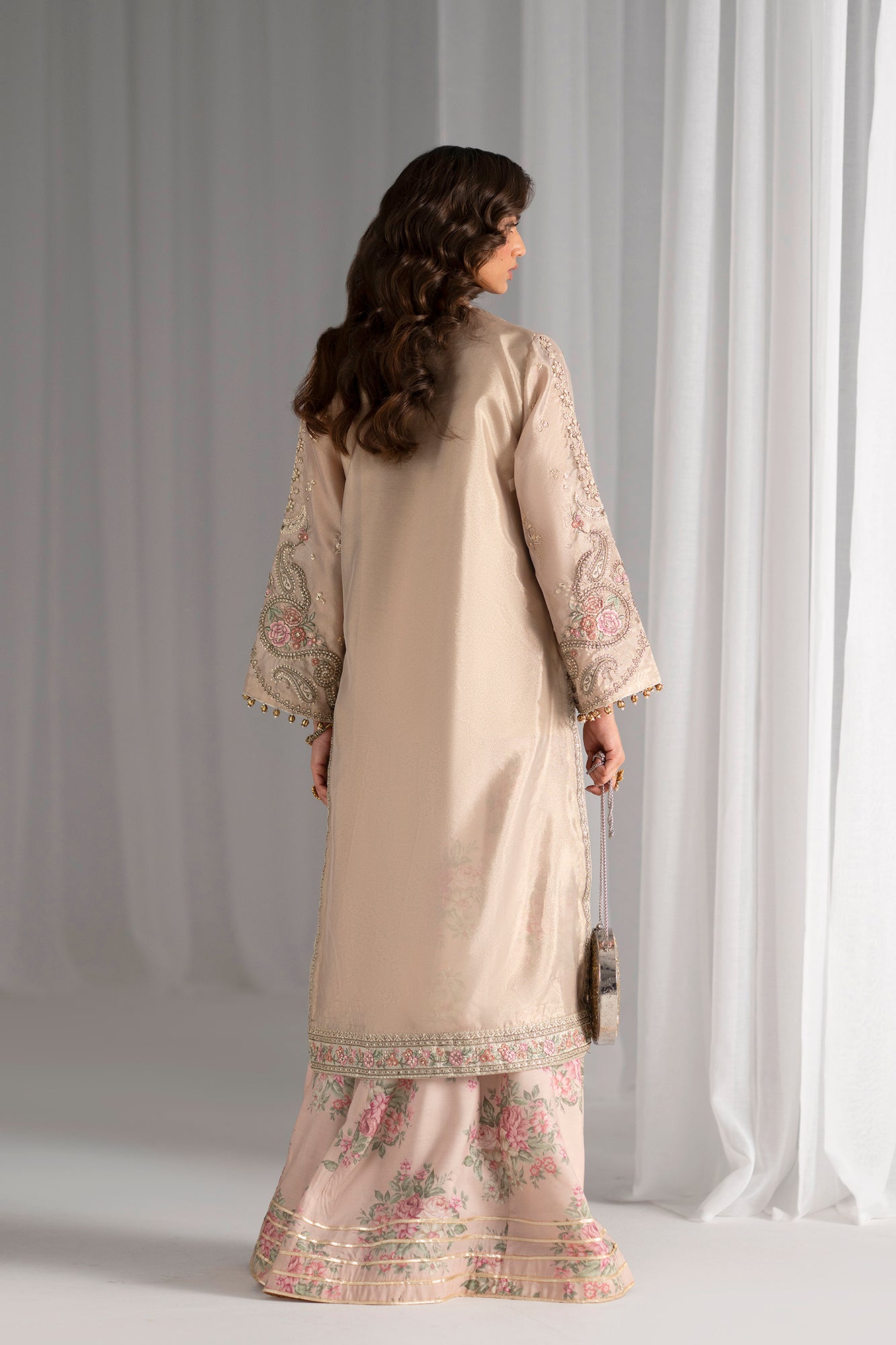 EMBROIDERED SUIT (E0946/104/131) - Image 4