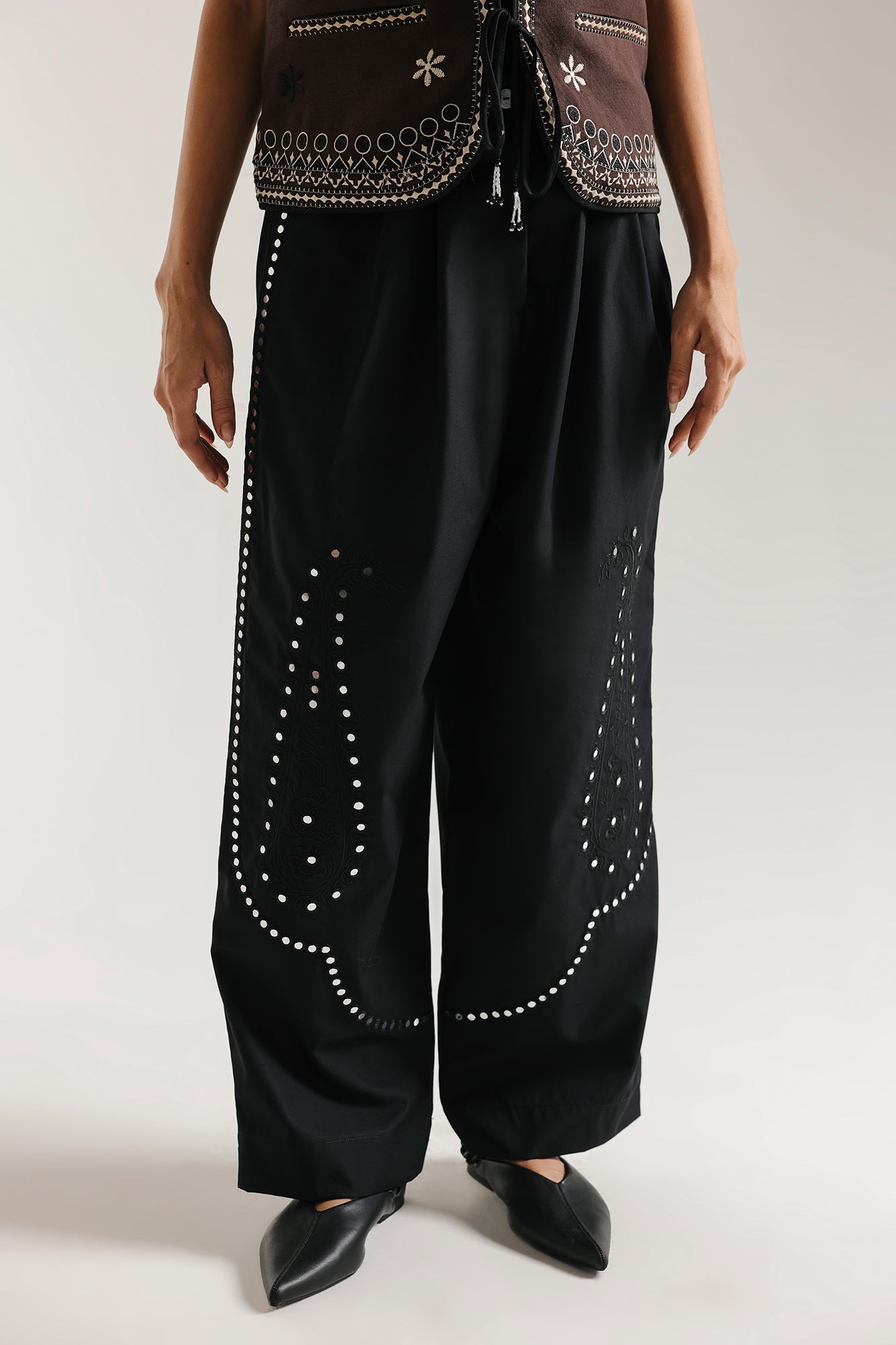 EMBROIDERED TROUSER (E1025/101/902) - Image 4