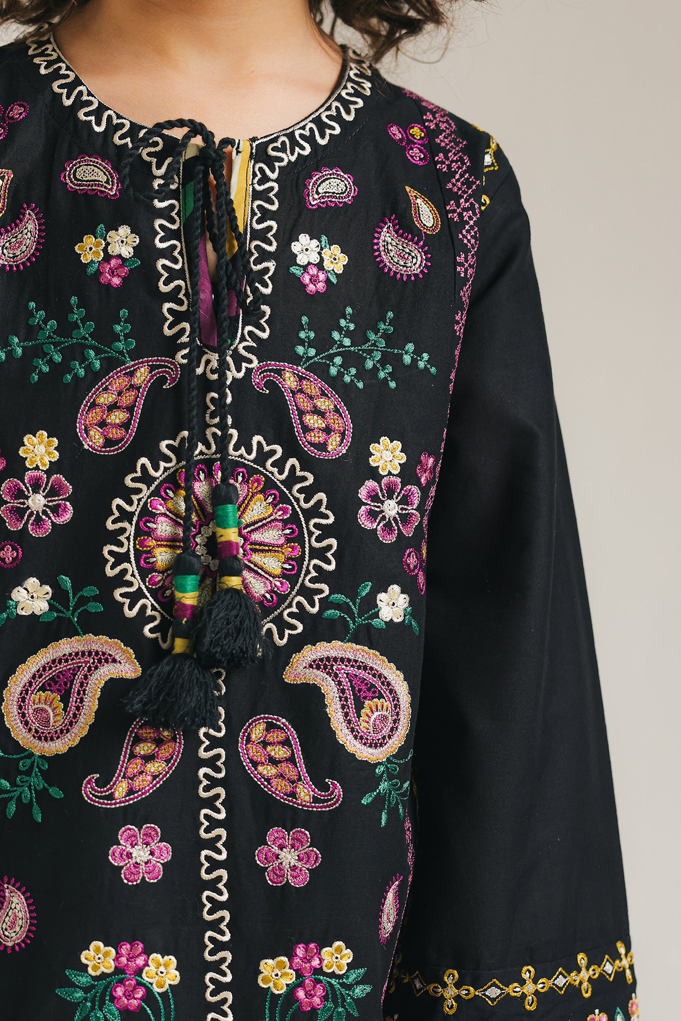 EMBROIDERED SUIT (E402/902/1041) - Image 5