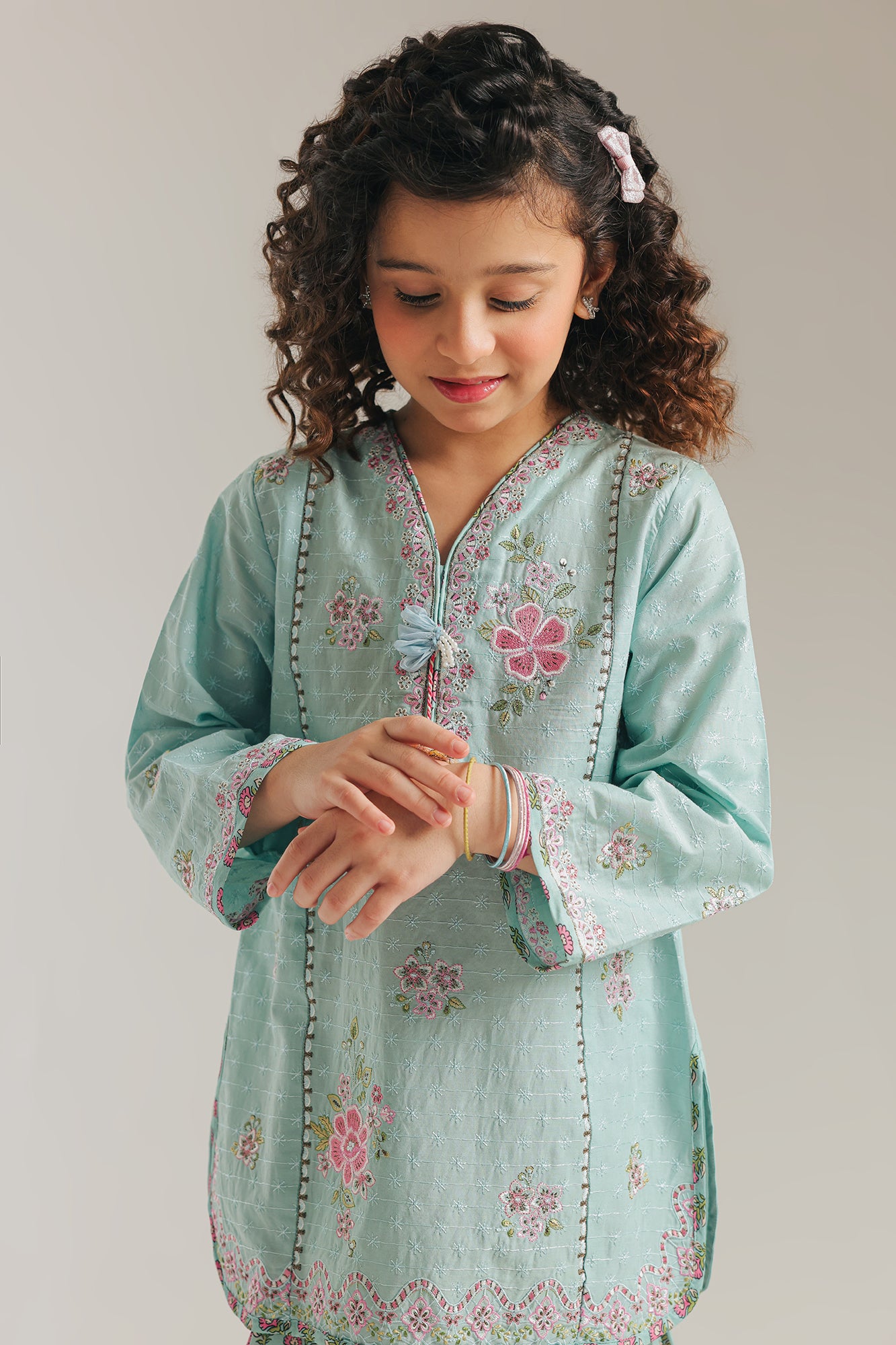 EMBROIDERED SUIT (E1055/402/719)