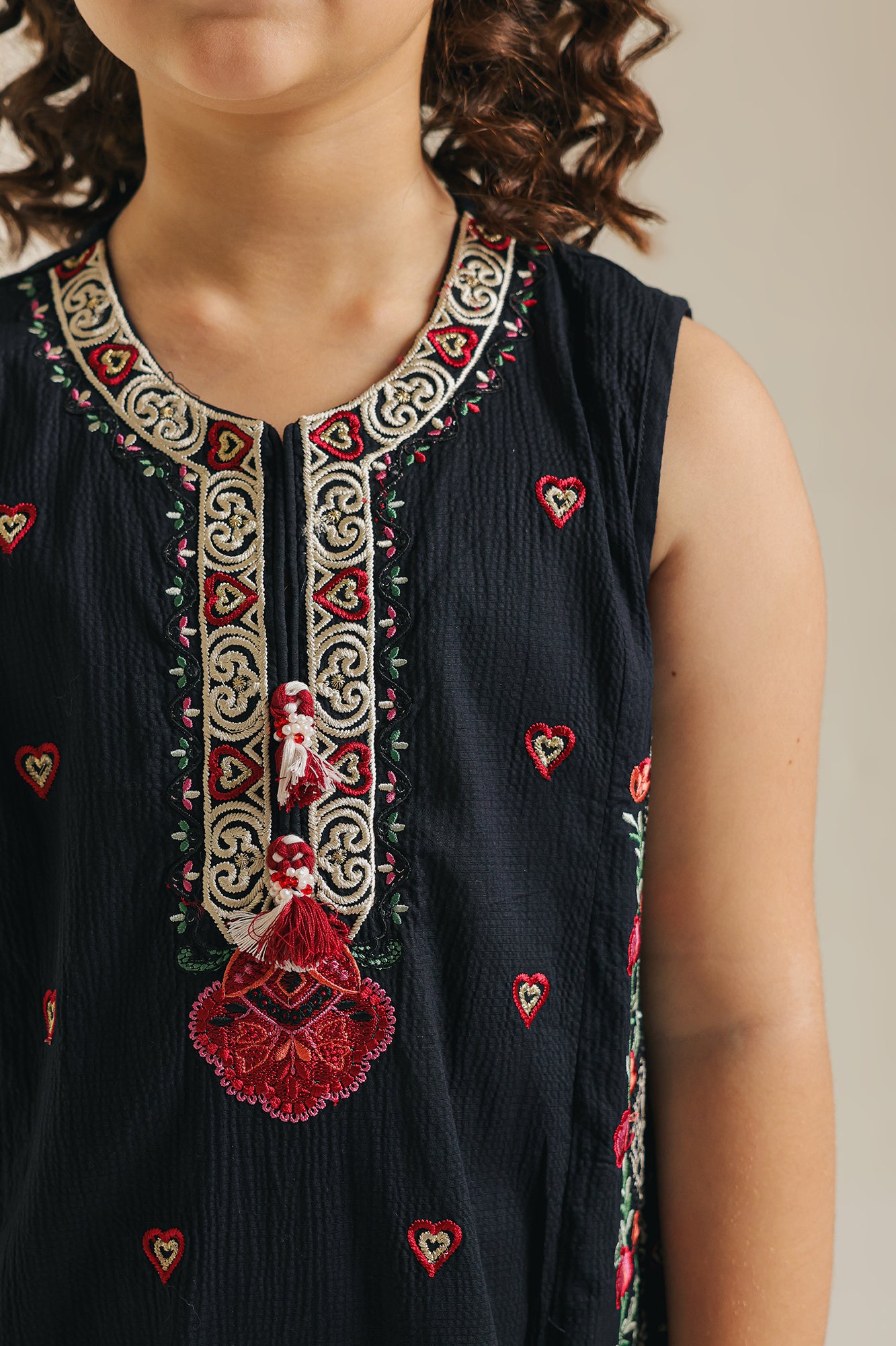 EMBROIDERED SUIT (E1074/402/901) - Image 6