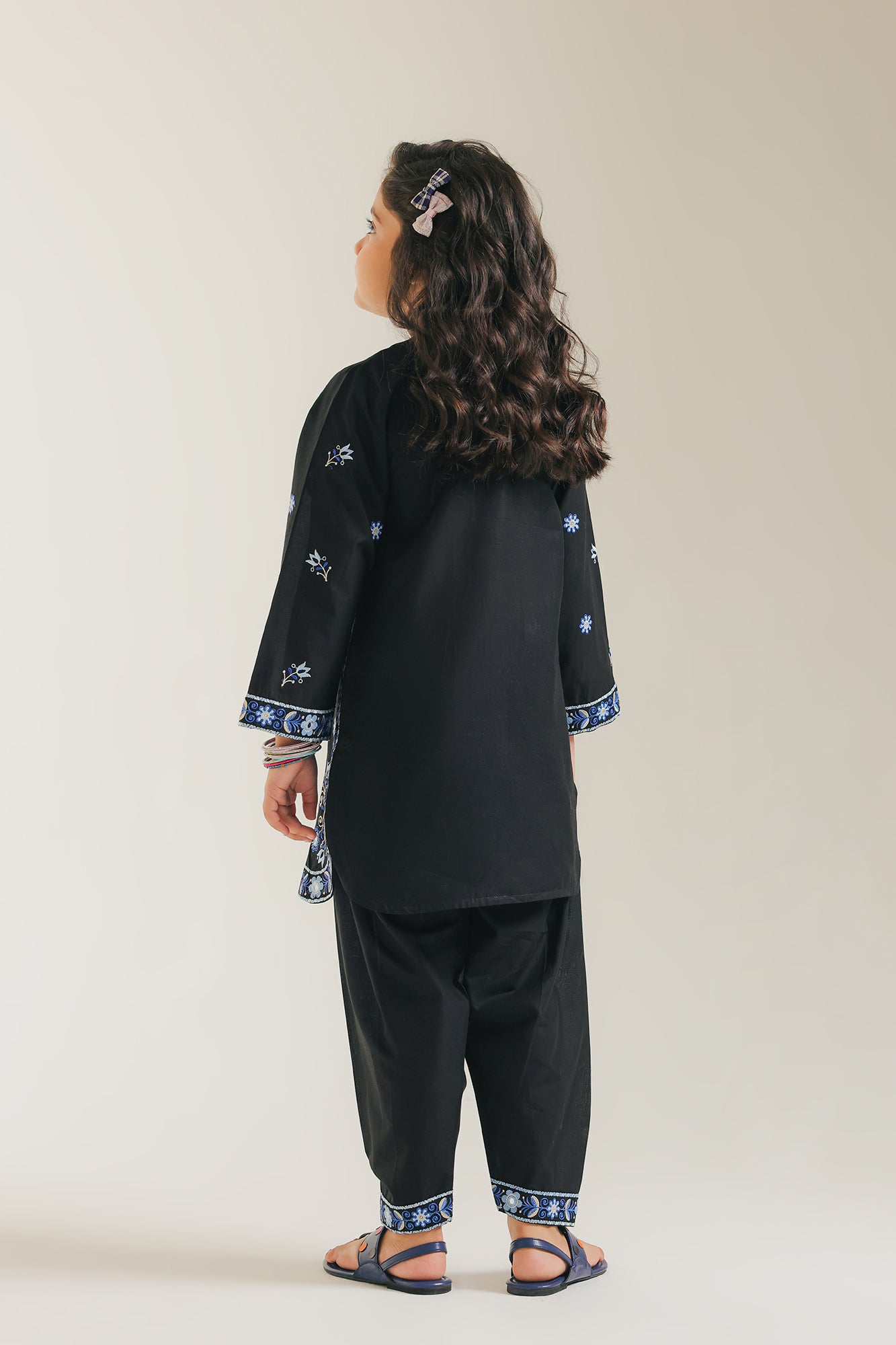 EMBROIDERED SUIT (E1076/402/902) - Image 4