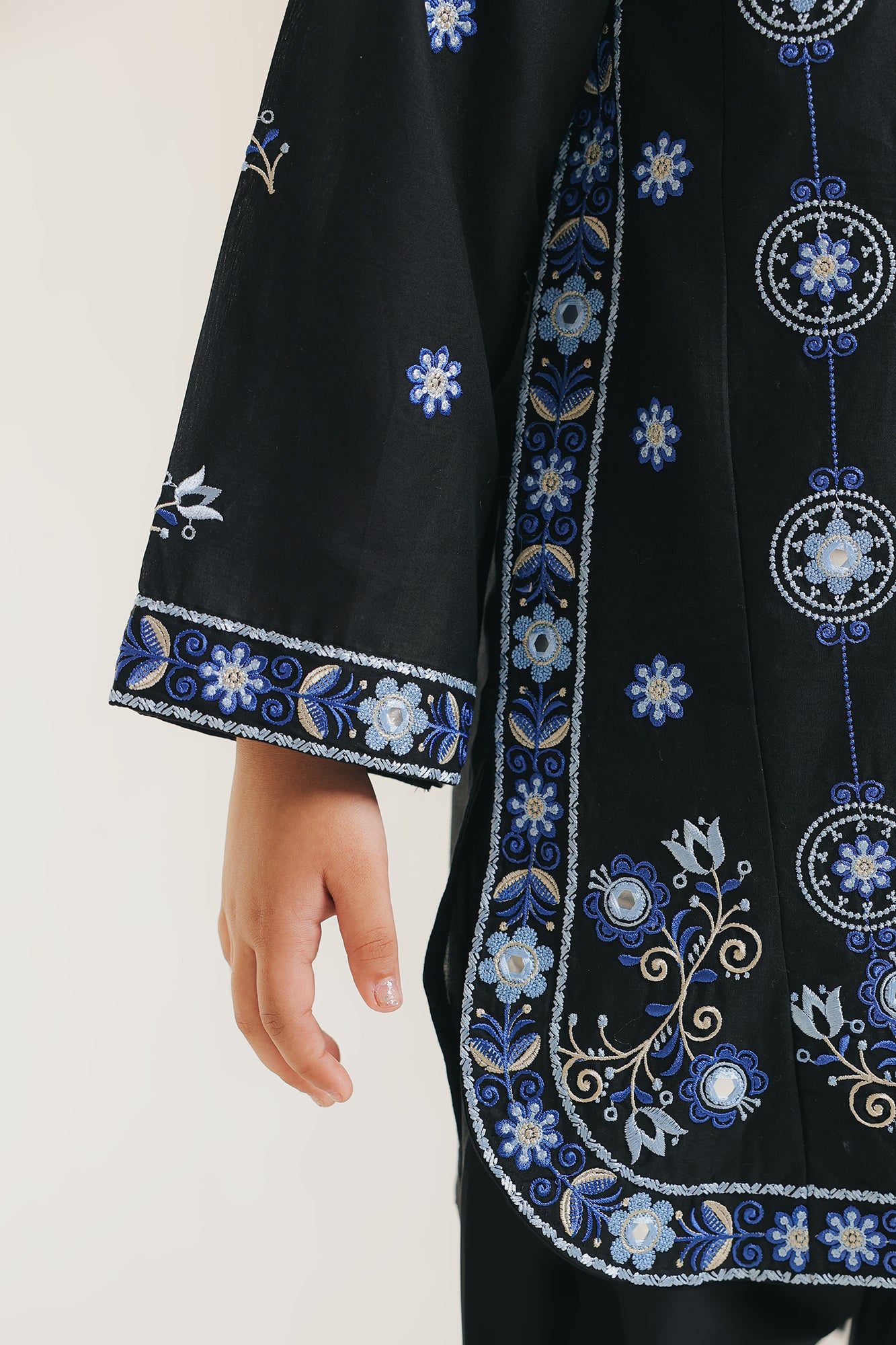 EMBROIDERED SUIT (E1076/402/902) - Image 6