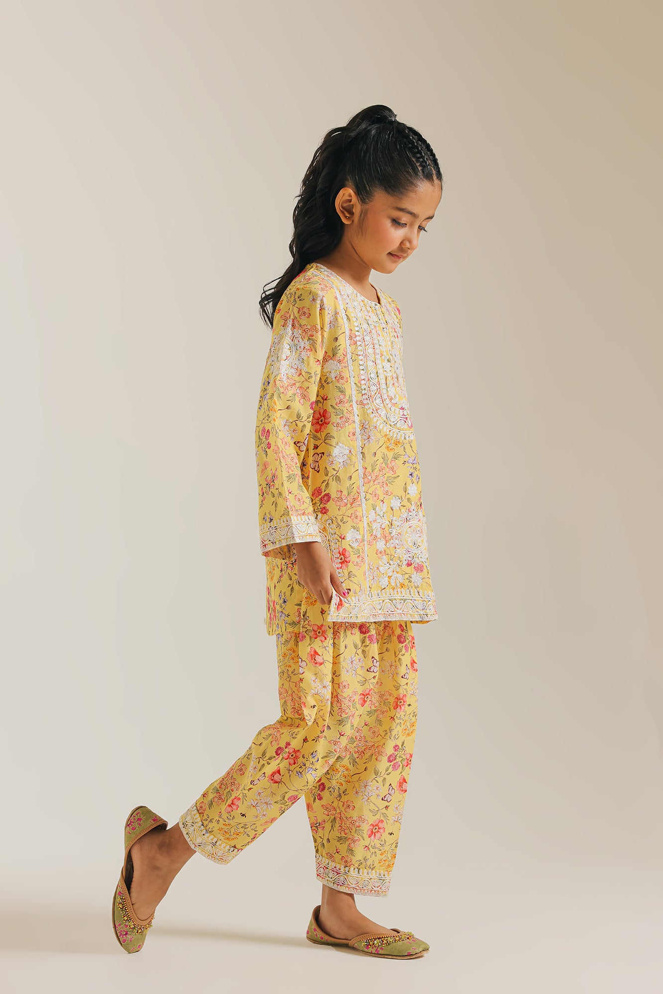 EMBROIDERED SUIT (E1200/402/101) - Image 3