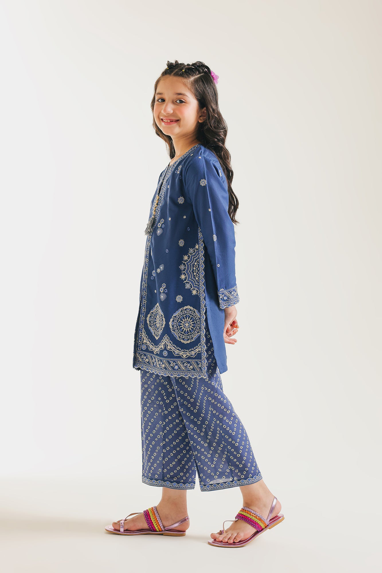 EMBROIDERED SUIT (E402/622/1219) - Image 4