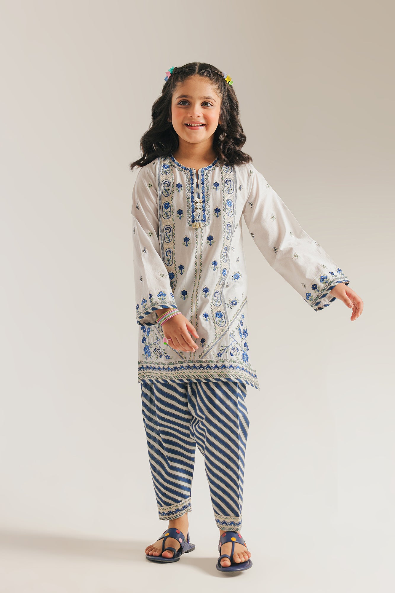 EMBROIDERED SUIT (E1231/402/003) - Image 4