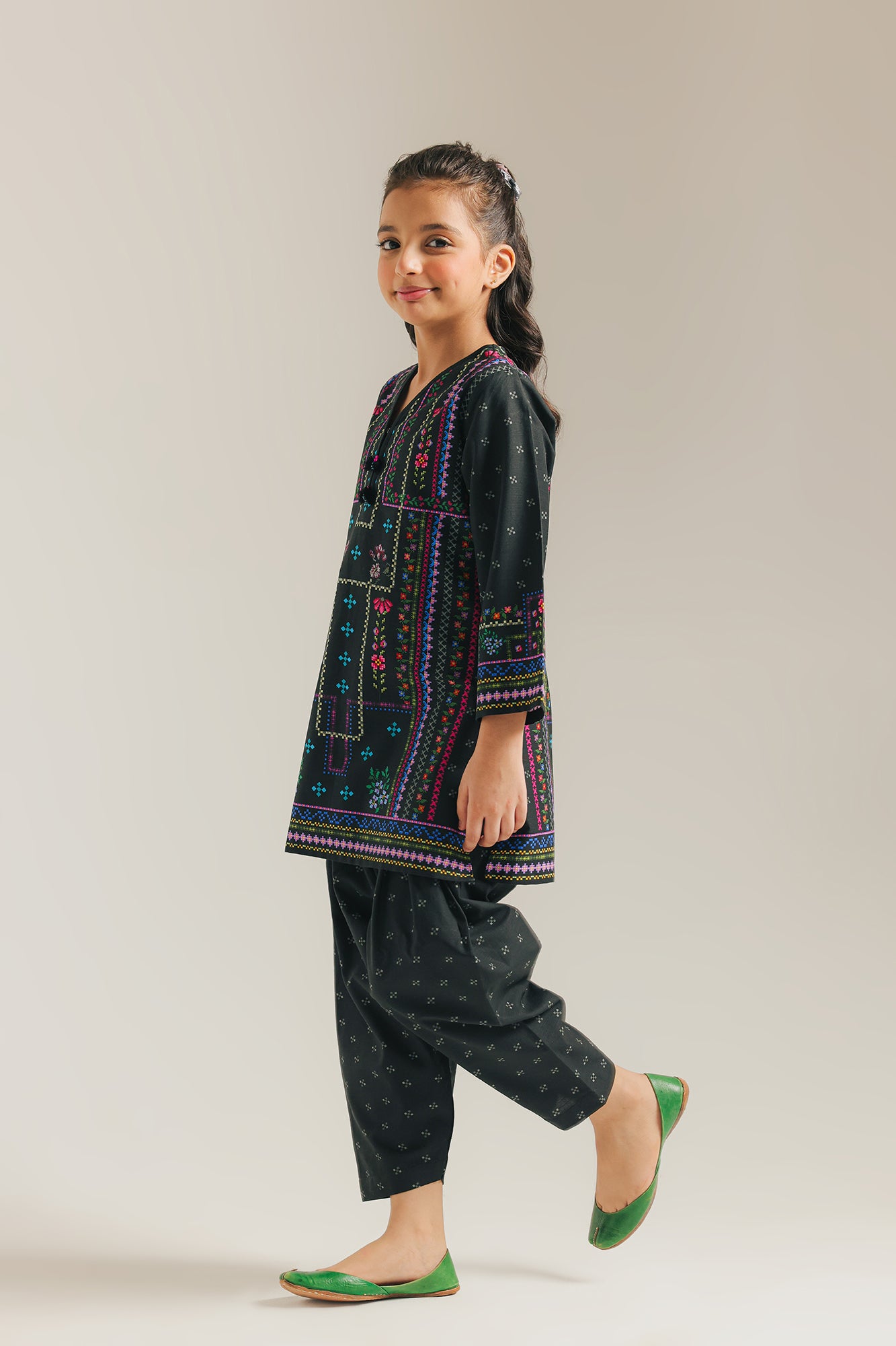 EMBROIDERED SUIT (E1300/402/901) - Image 2