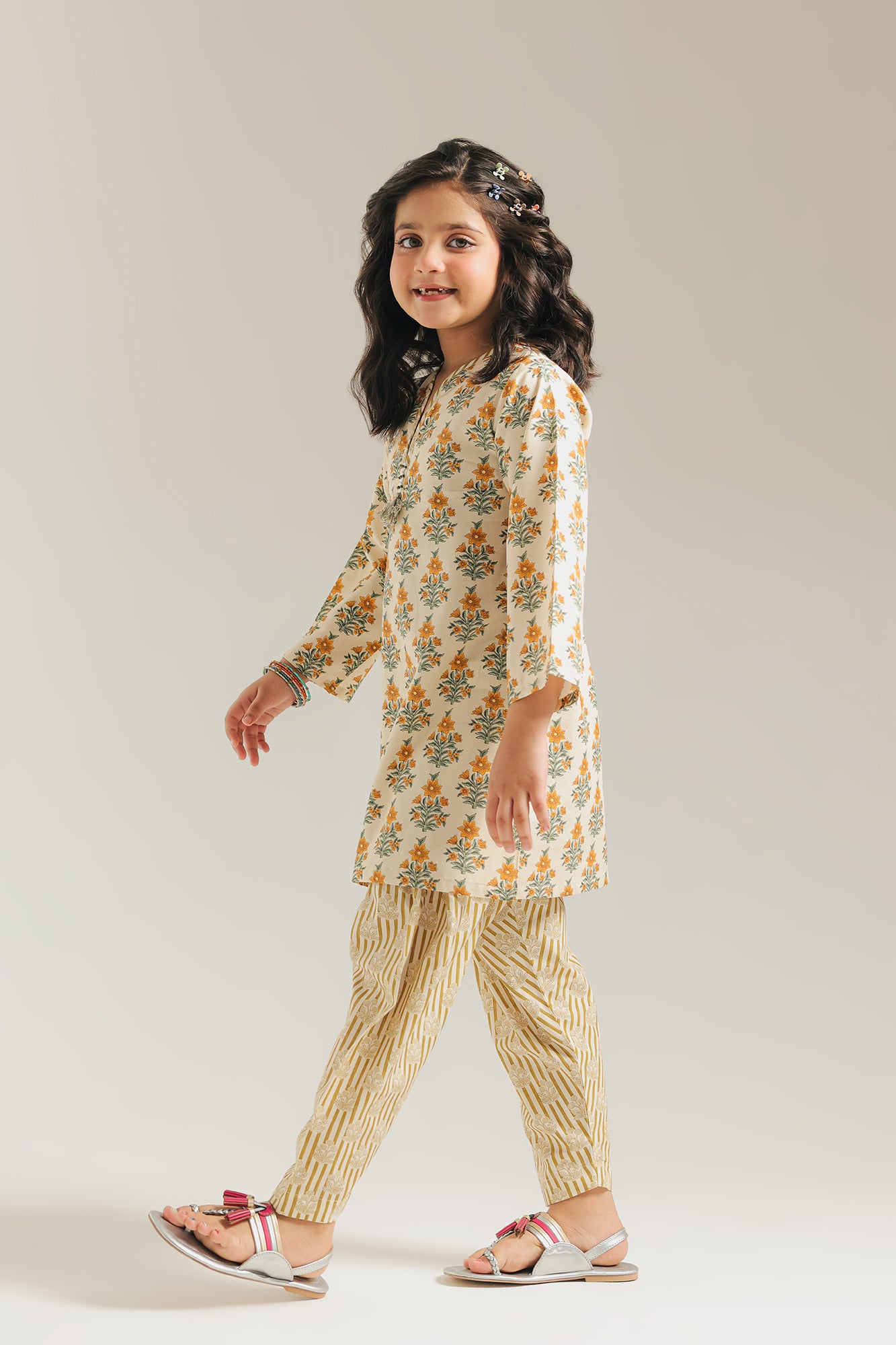 EMBROIDERED SUIT (E1331/402/112) - Image 2