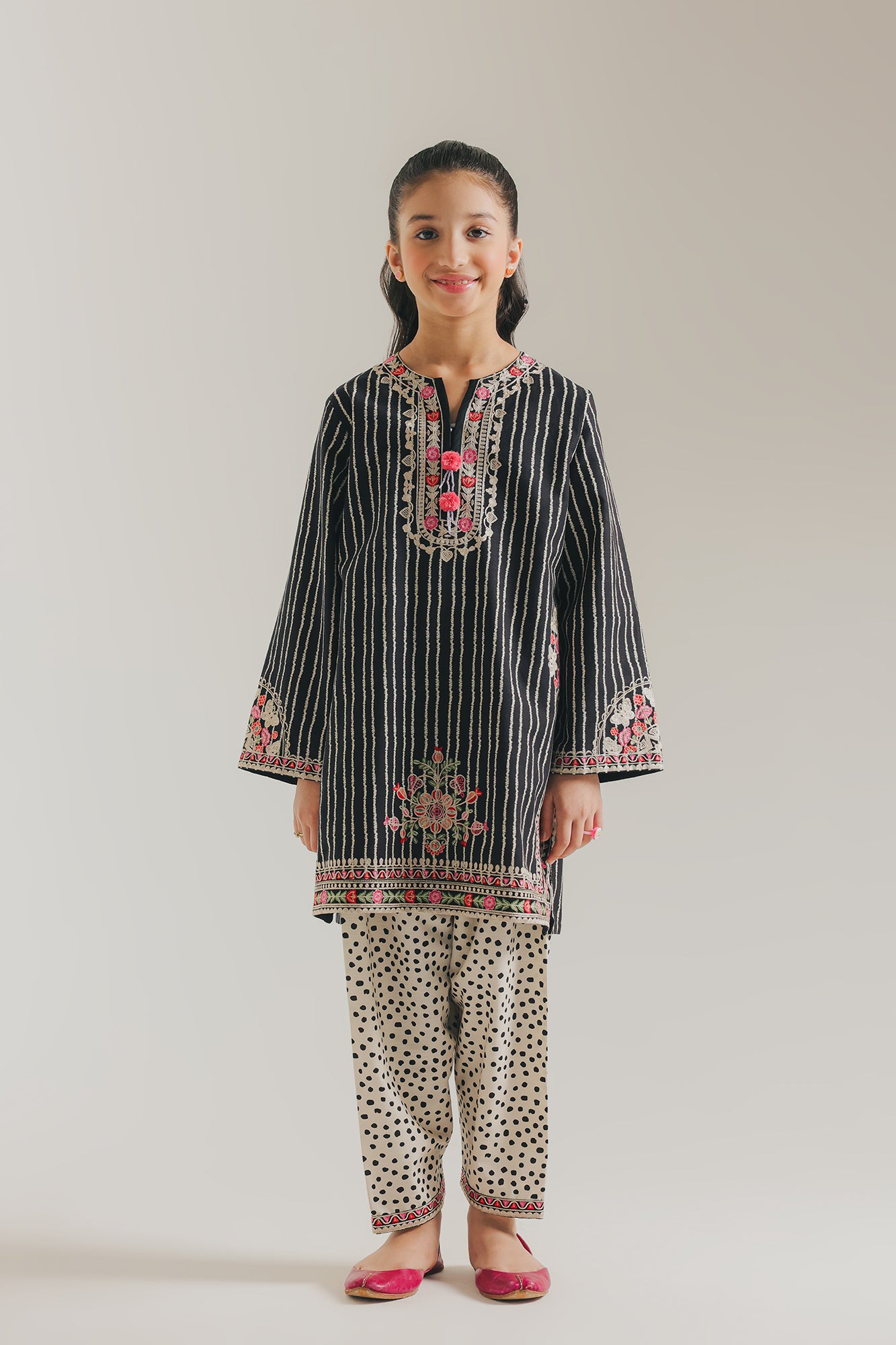 EMBROIDERED SUIT (E1351/402/902) - Image 2