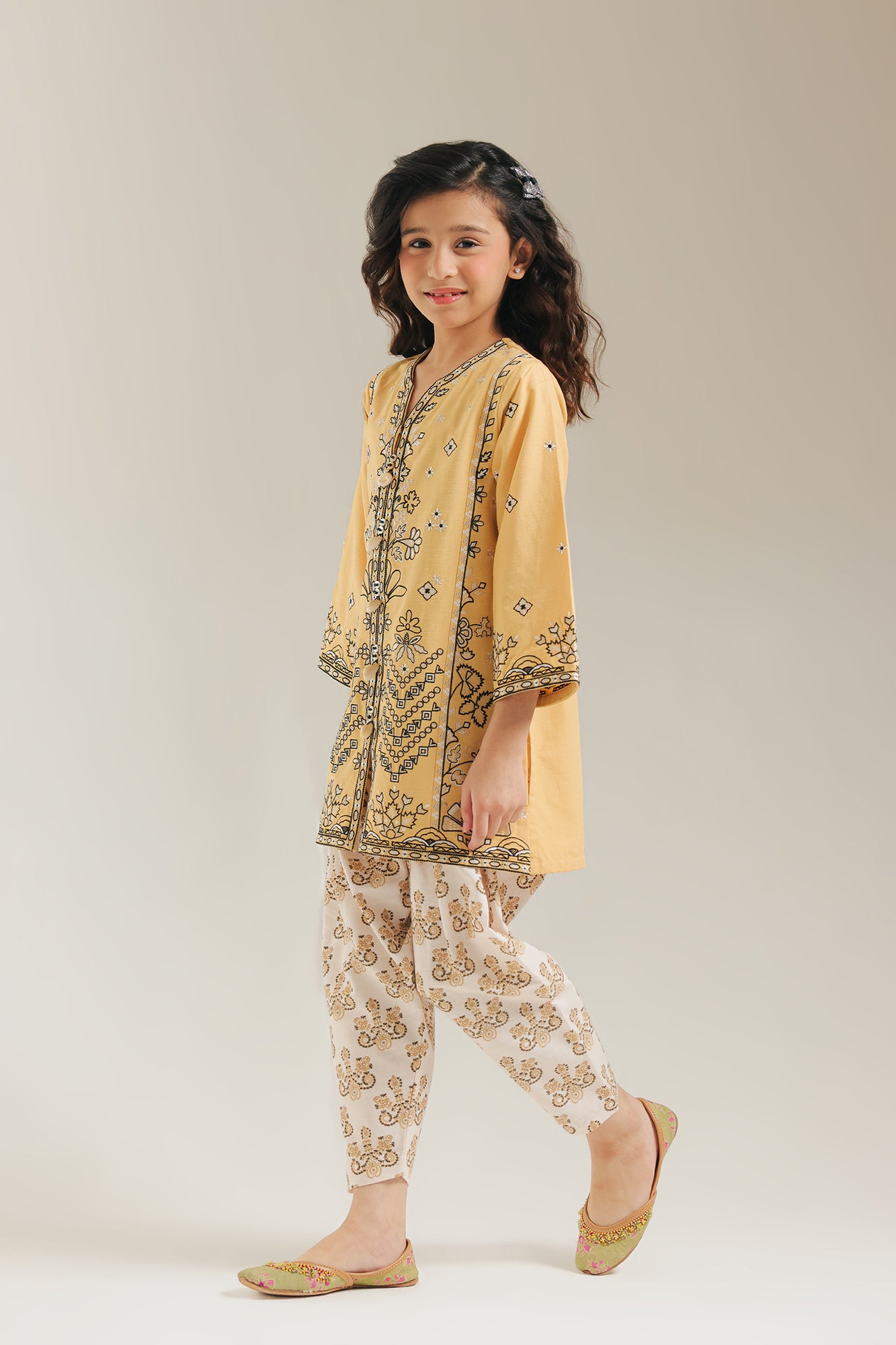 EMBROIDERED SUIT (E1355/402/225) - Image 2