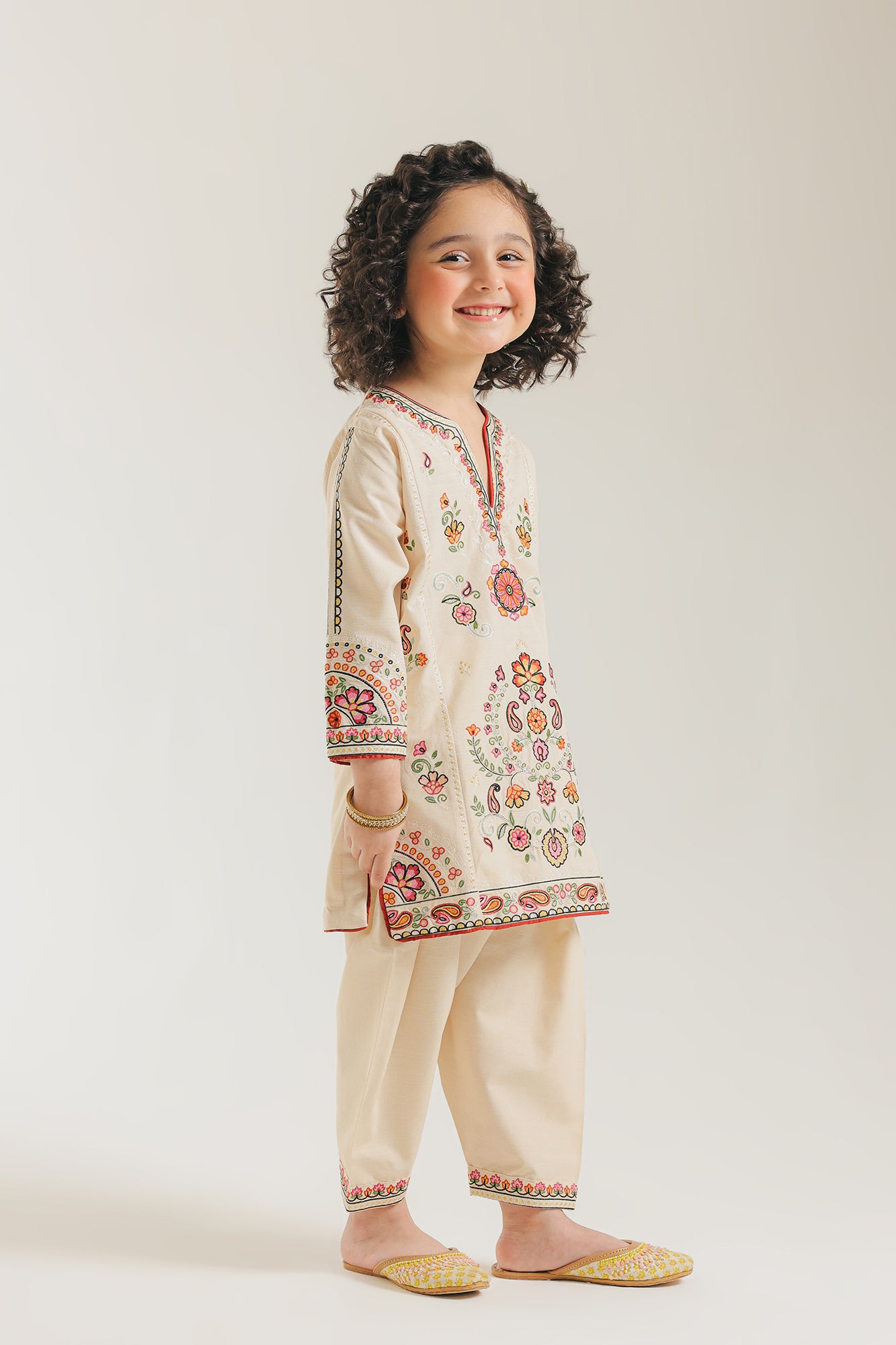 EMBROIDERED SUIT (E1359/402/002) - Image 4