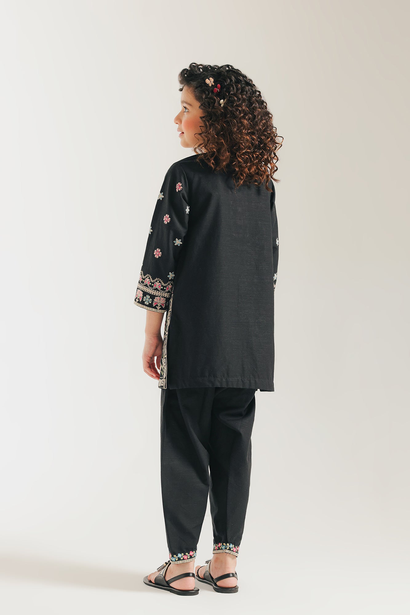 EMBROIDERED SUIT (E1362/402/901) - Image 3